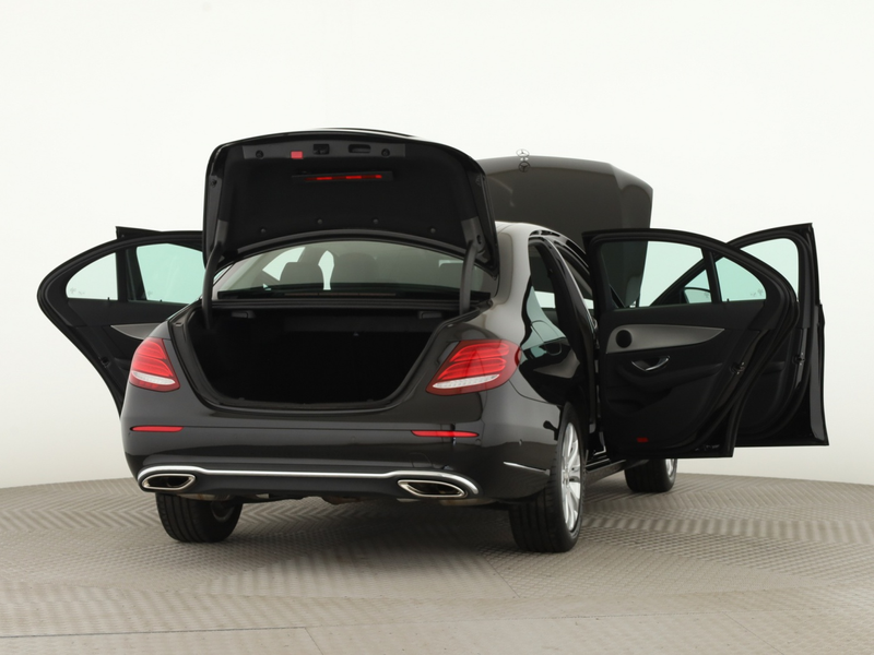 Mercedes-Benz E 250 *Exclusive*Multibeam*PDC*360°*Pre-Safe** — photo 9