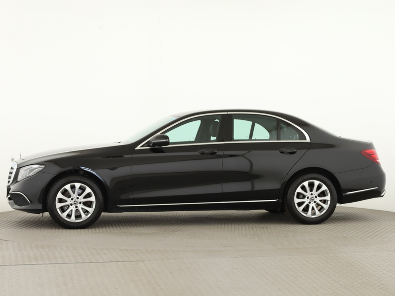 Mercedes-Benz E 250 *Exclusive*Multibeam*PDC*360°*Pre-Safe** — photo 7