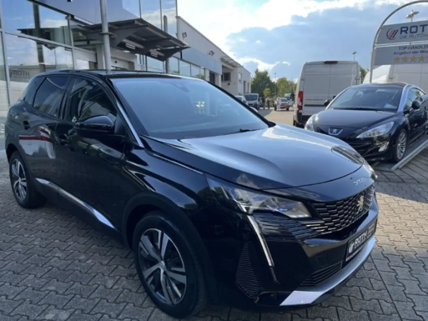 Peugeot 3008 1.5 BlueHDi 130 EAT8 Allure Navi Klima LED Kamera Noir - 2