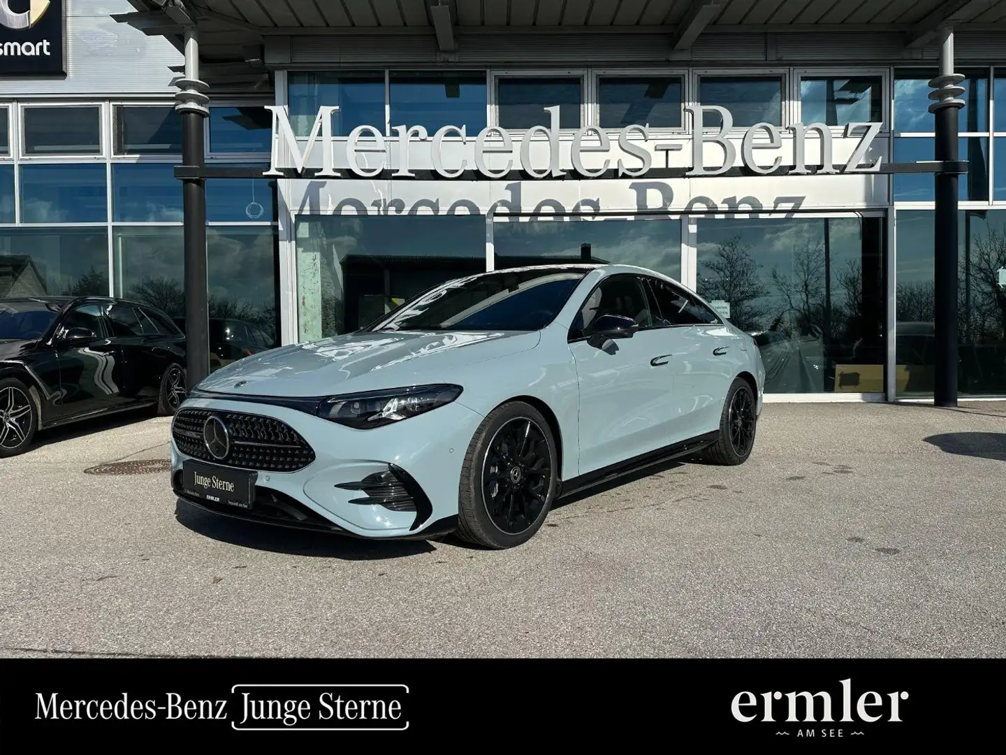 Mercedes-Benz CLA 180 neues Modell Benzin Probefahrten! Grün - 1