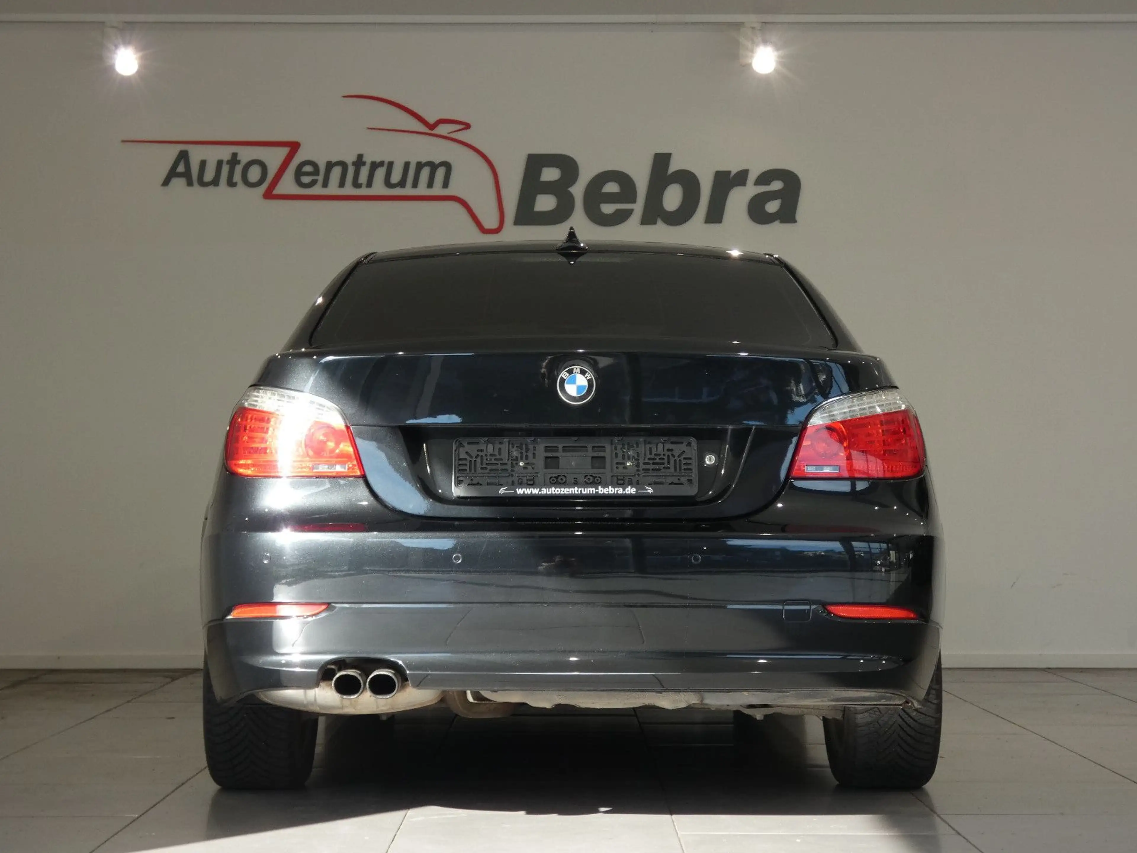 BMW 523 i Limousine Xenon/Navi/Leder/SHZ/PDC/Tempomat — photo 7