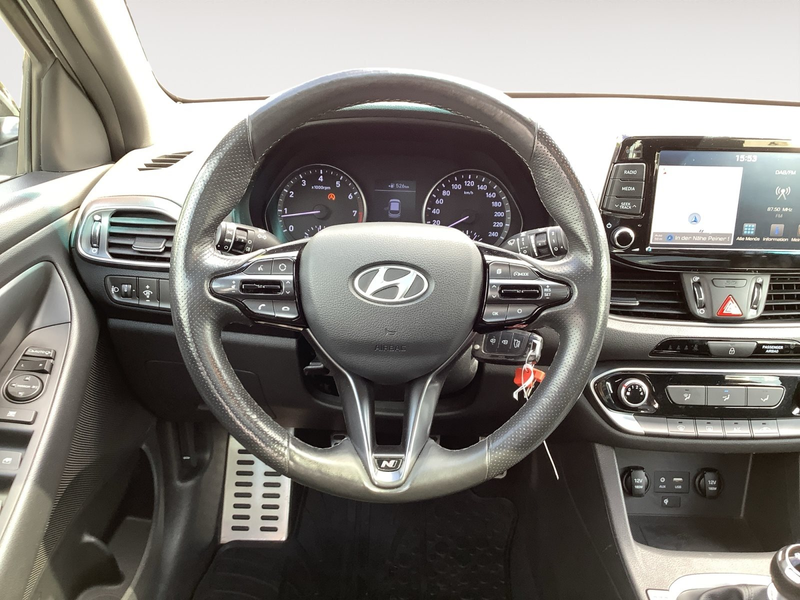 Hyundai i30 T-GDI 1.4 N LINE PANO AHK NAVI SHZ LHZ — photo 12