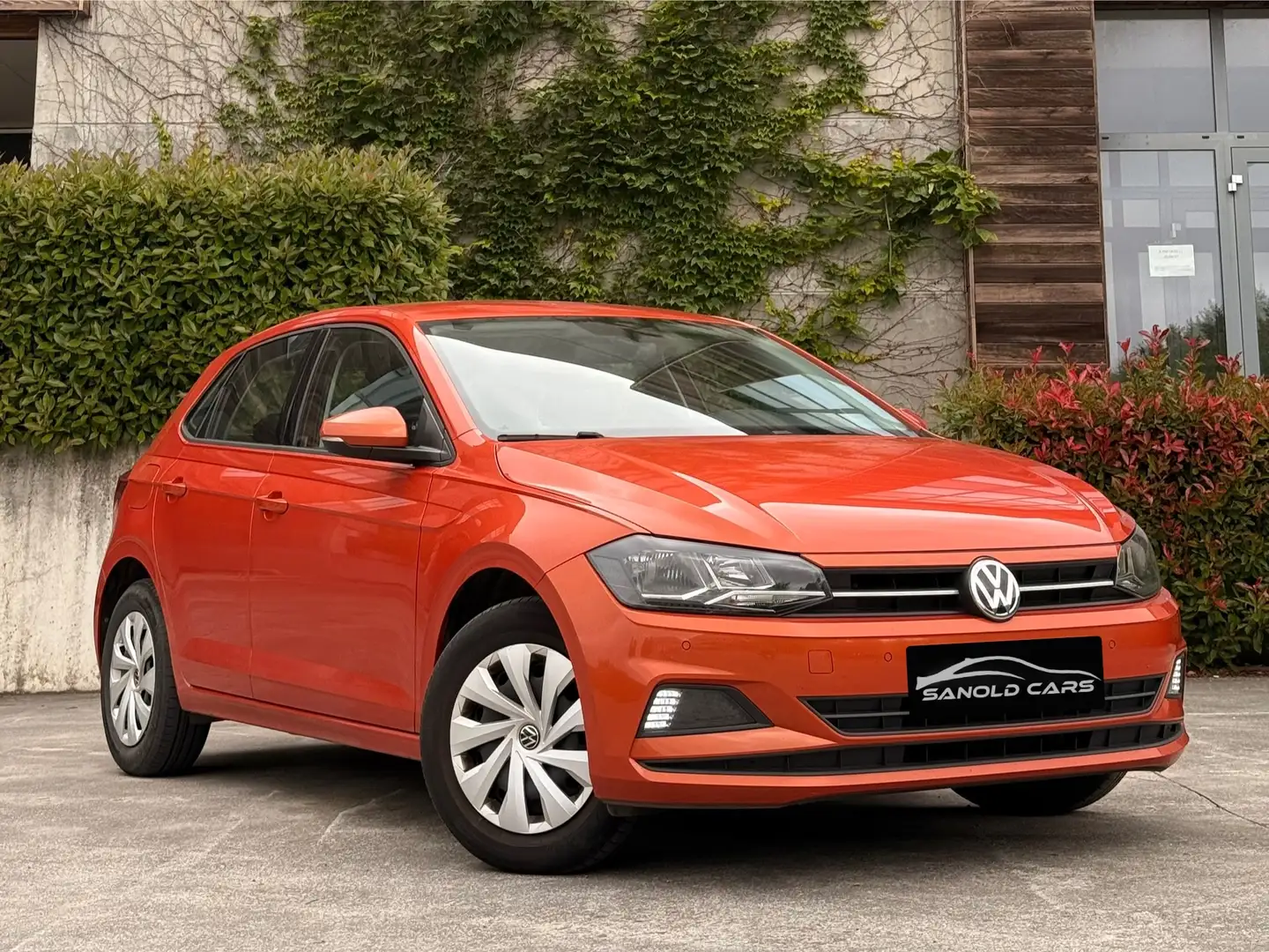 Volkswagen Polo 1.0 TSi Comfortline DSG Orange - 1