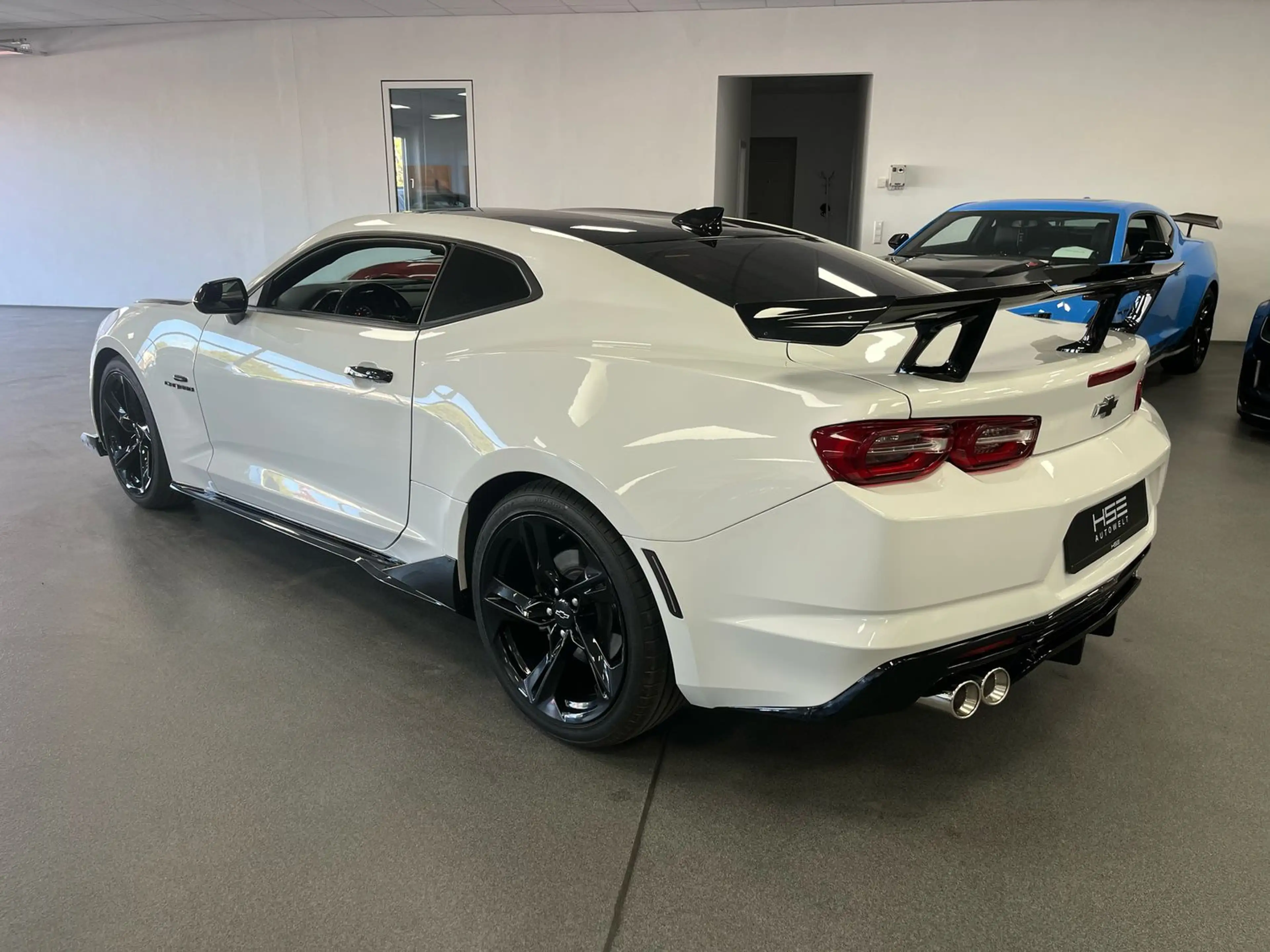 Chevrolet Camaro 2,0l Turbo Aut./ ZL1 Front+Spoiler/4-Rohr/Apple — photo 7