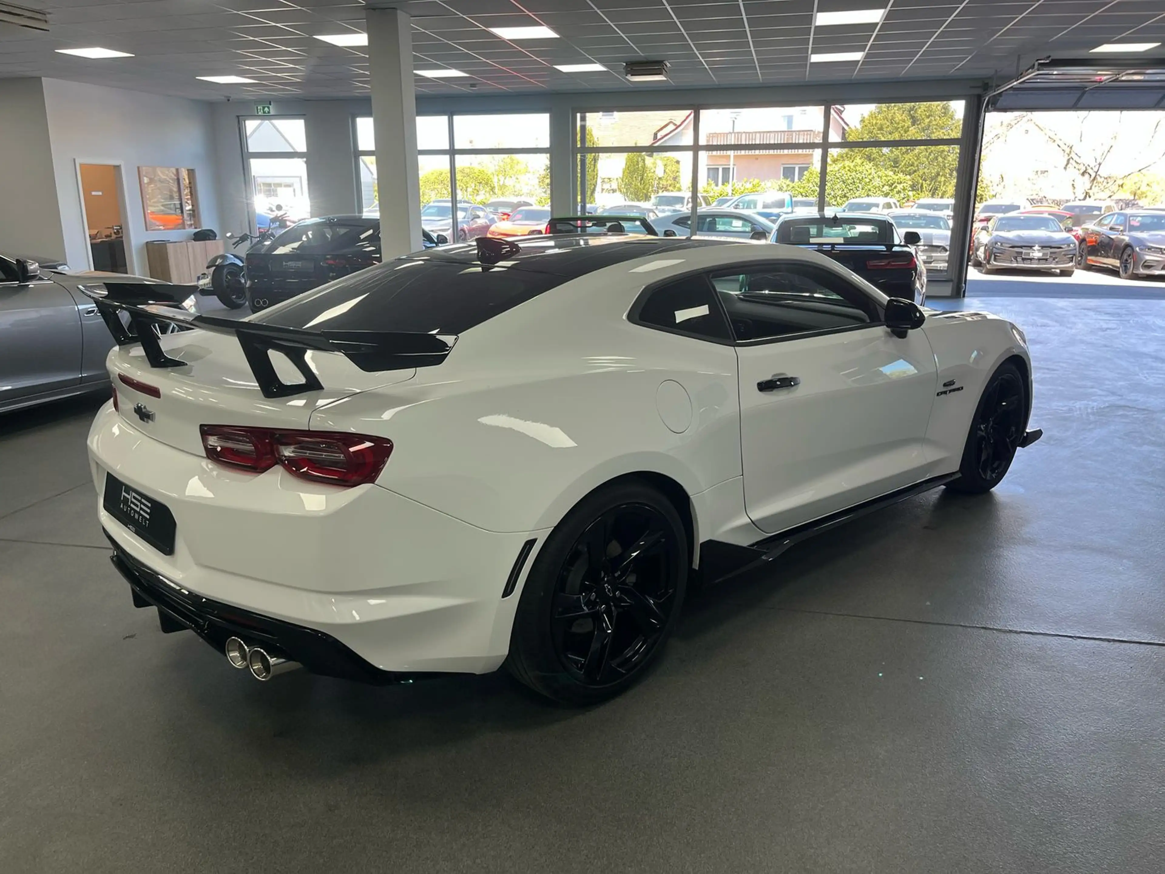 Chevrolet Camaro 2,0l Turbo Aut./ ZL1 Front+Spoiler/4-Rohr/Apple — photo 9