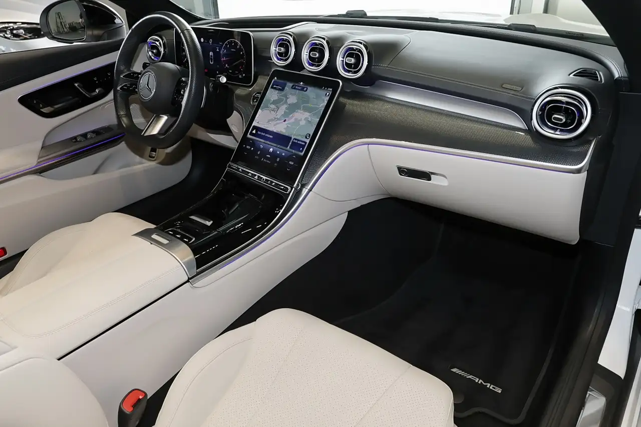 Mercedes-Benz CLE 200 Cabrio AMG HEADUP+MEMORY+KEYLESS+20" 8