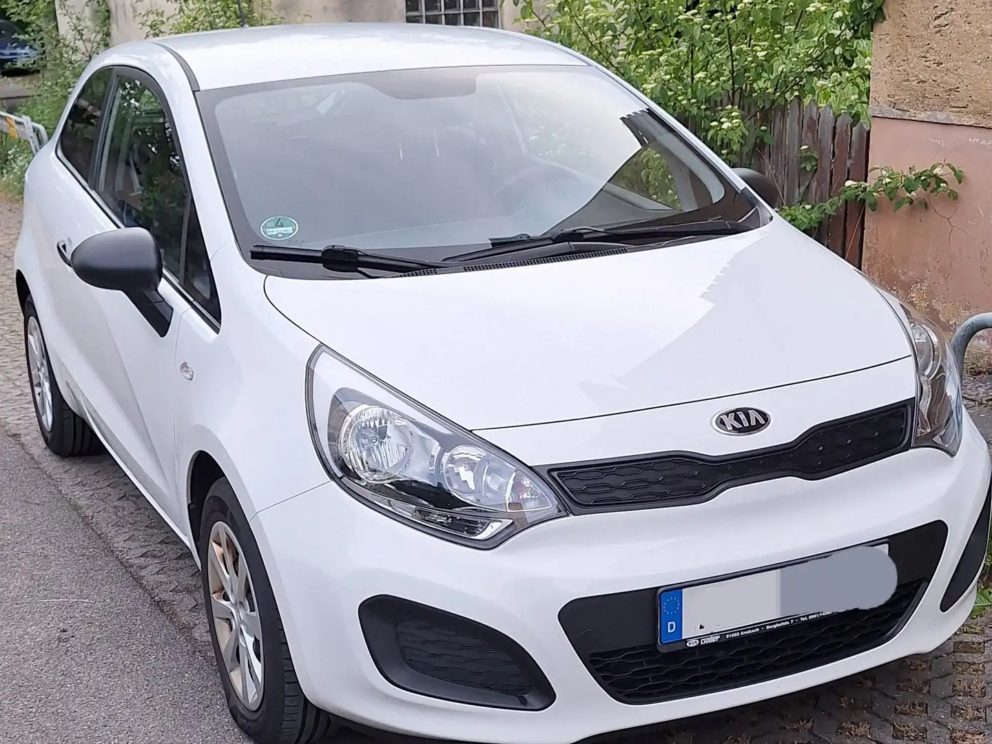 Kia Rio Diesel  3-Türer 1.1 CRDI Business Li Bílá - 1