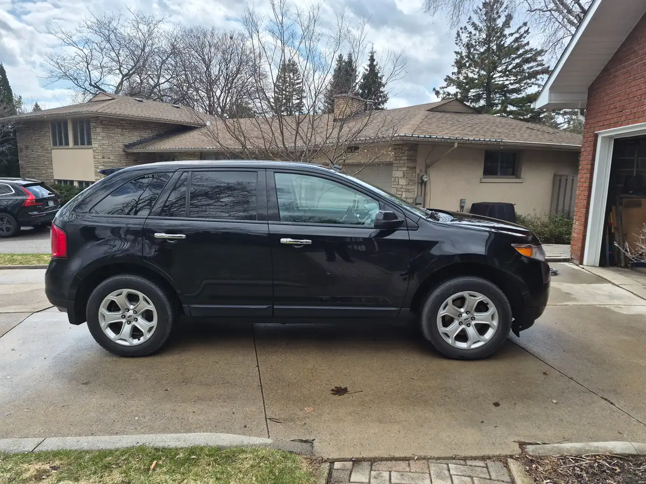 Ford Edge снимка Ford Edge