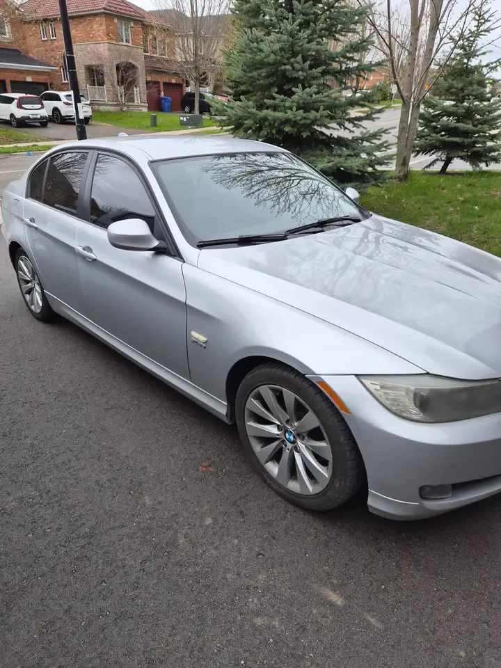 2011 BMW 3 Series