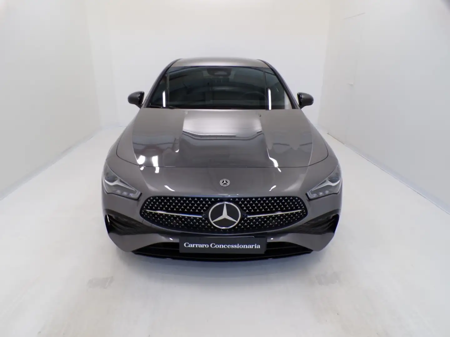 Mercedes-Benz CLA 180 d Automatic Shooting Brake Gris - 2
