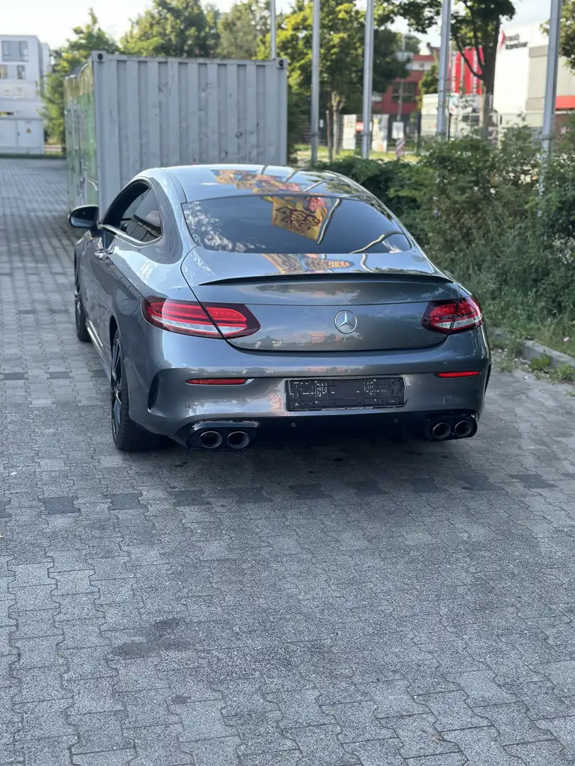 Mercedes-Benz C 43 AMG Coupe 4Matic 9G-TRONIC Šedá - 2