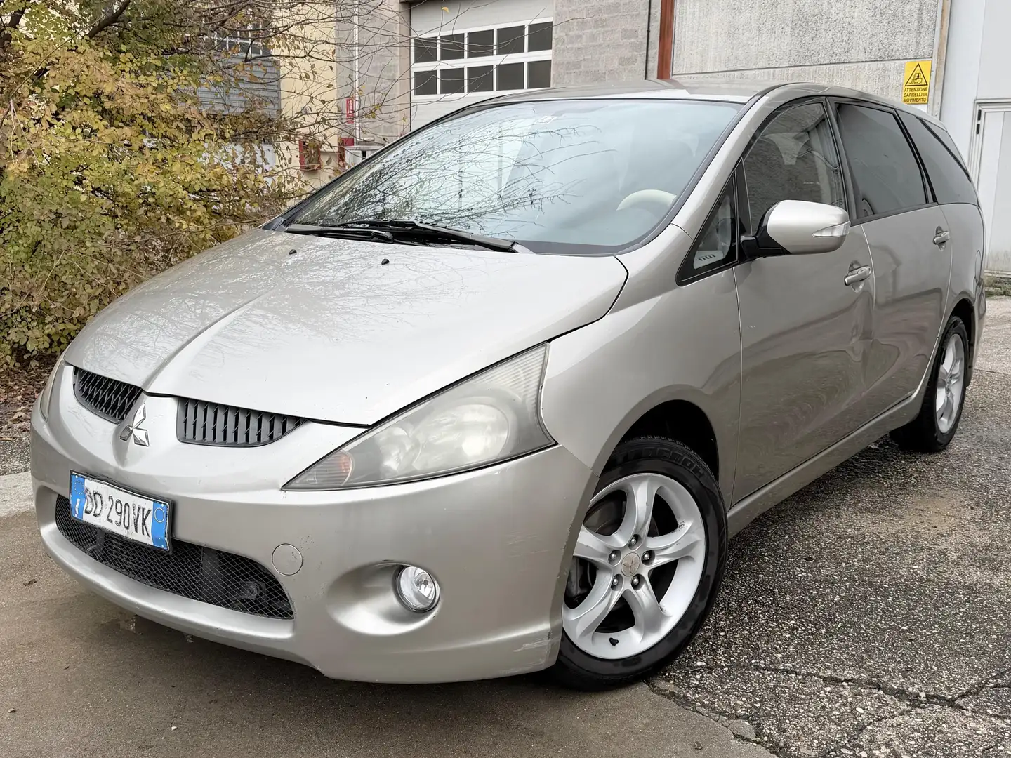 Mitsubishi Grandis Grandis 2.0 di-d Intense 7p - 2