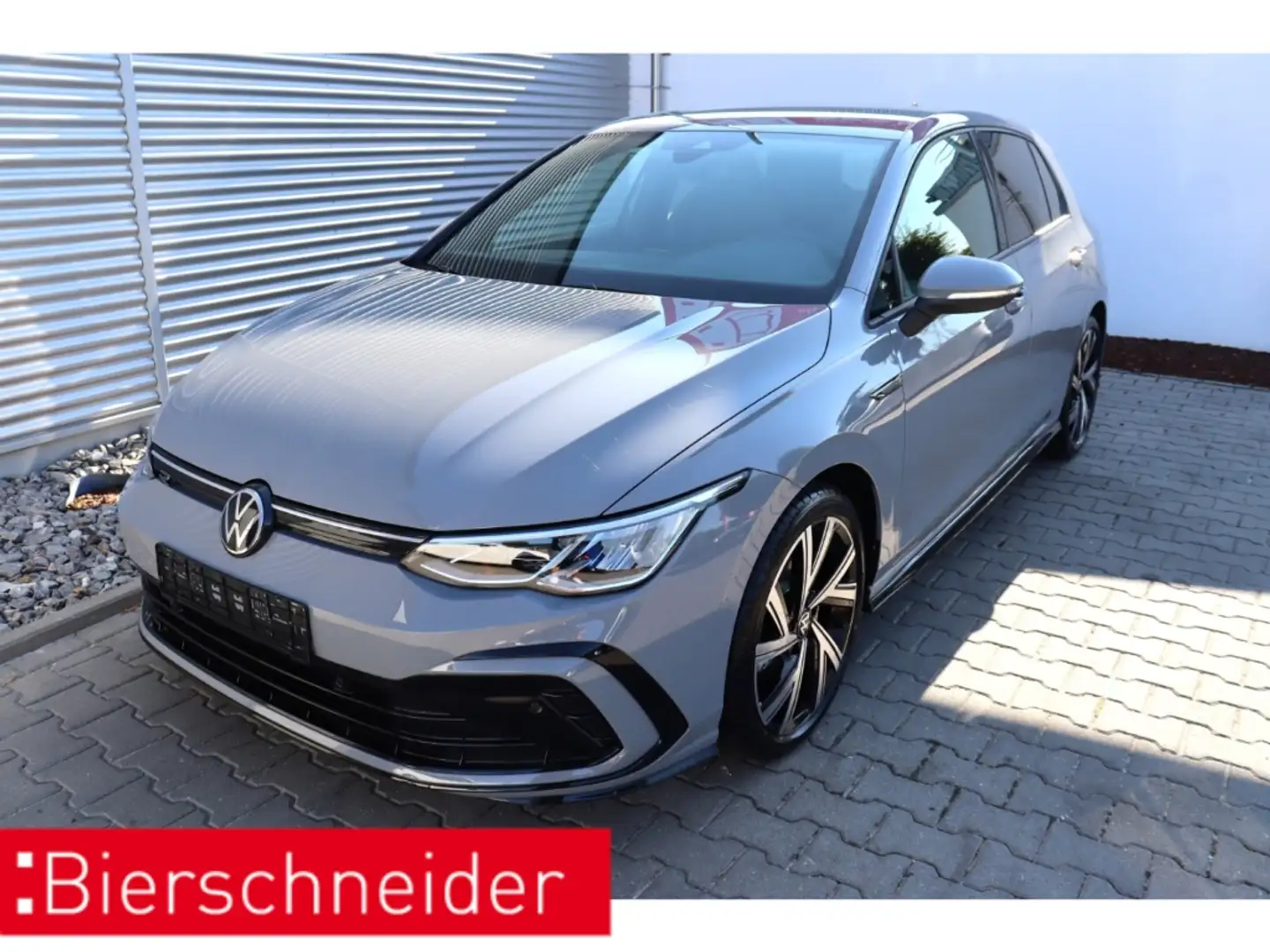 Volkswagen Golf 8 1.5 eTSI DSG R-Line ACC LED NAVI RFK Grau - 1