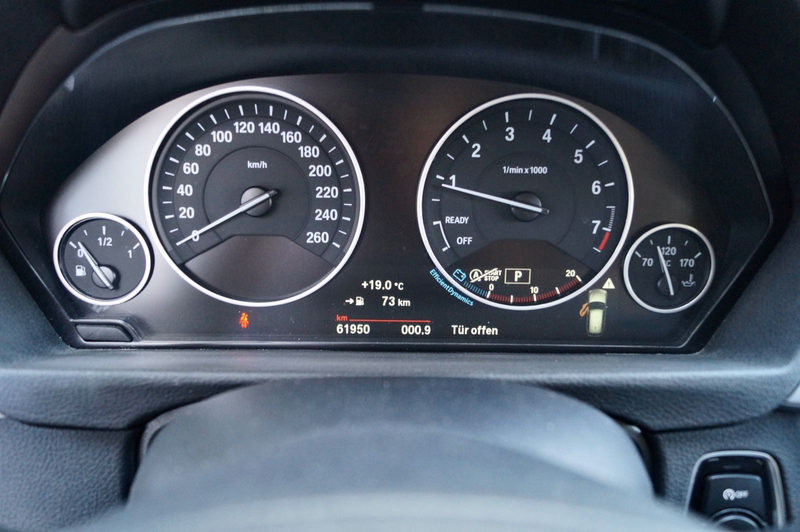 BMW 318 i Touring Luxury Line Purity — photo 14