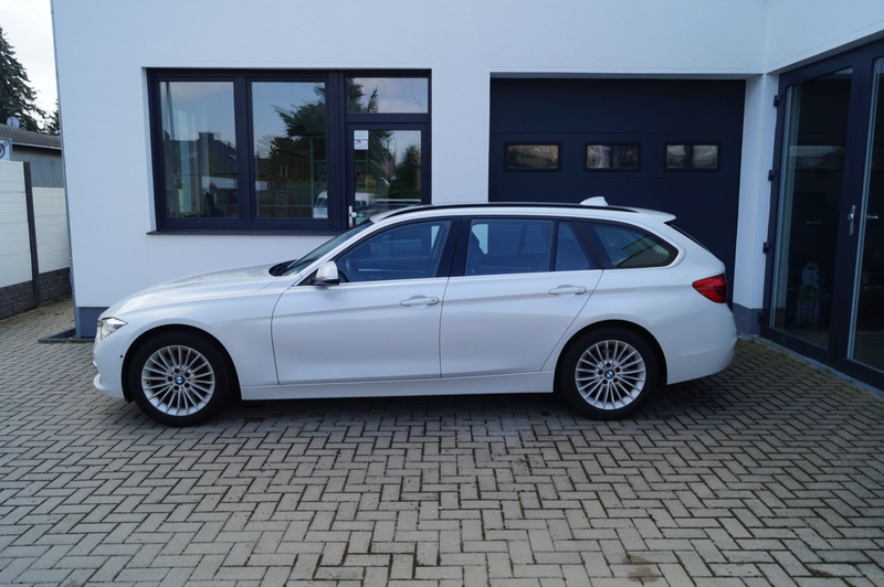 BMW 318 i Touring Luxury Line Purity — photo 4