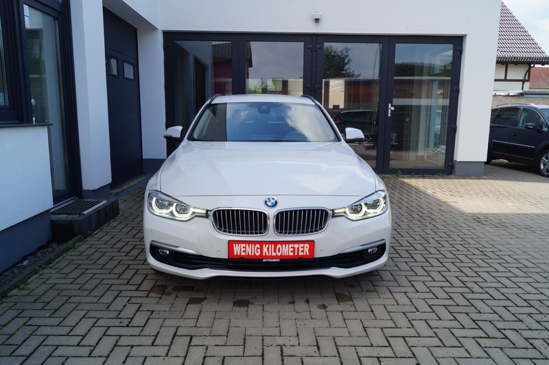 BMW 318 i Touring Luxury Line Purity — photo 3