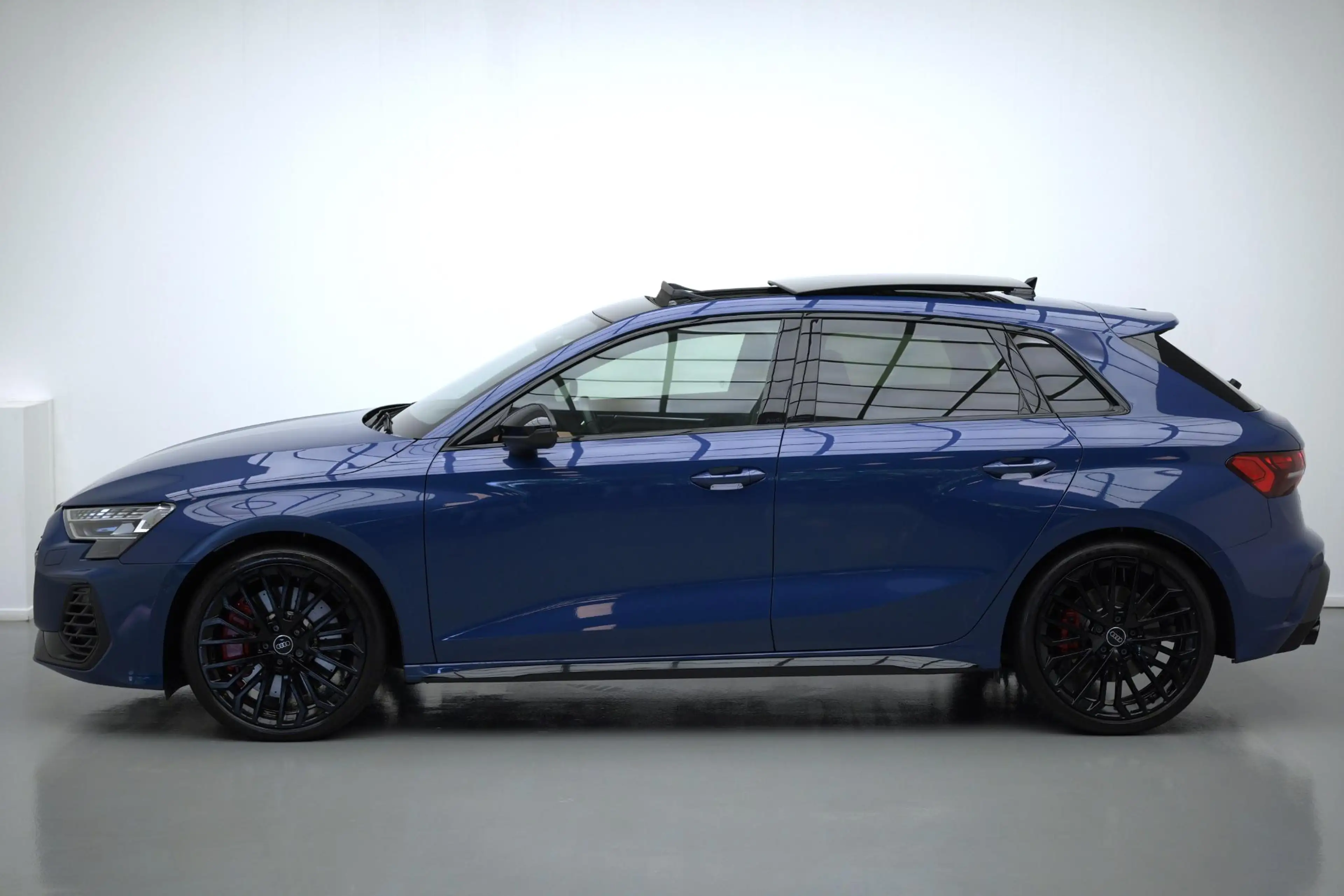 Audi S3 Sportback 2.0 TSFI quattro |Pano|Matrix|Sonos|Ambi — photo 2