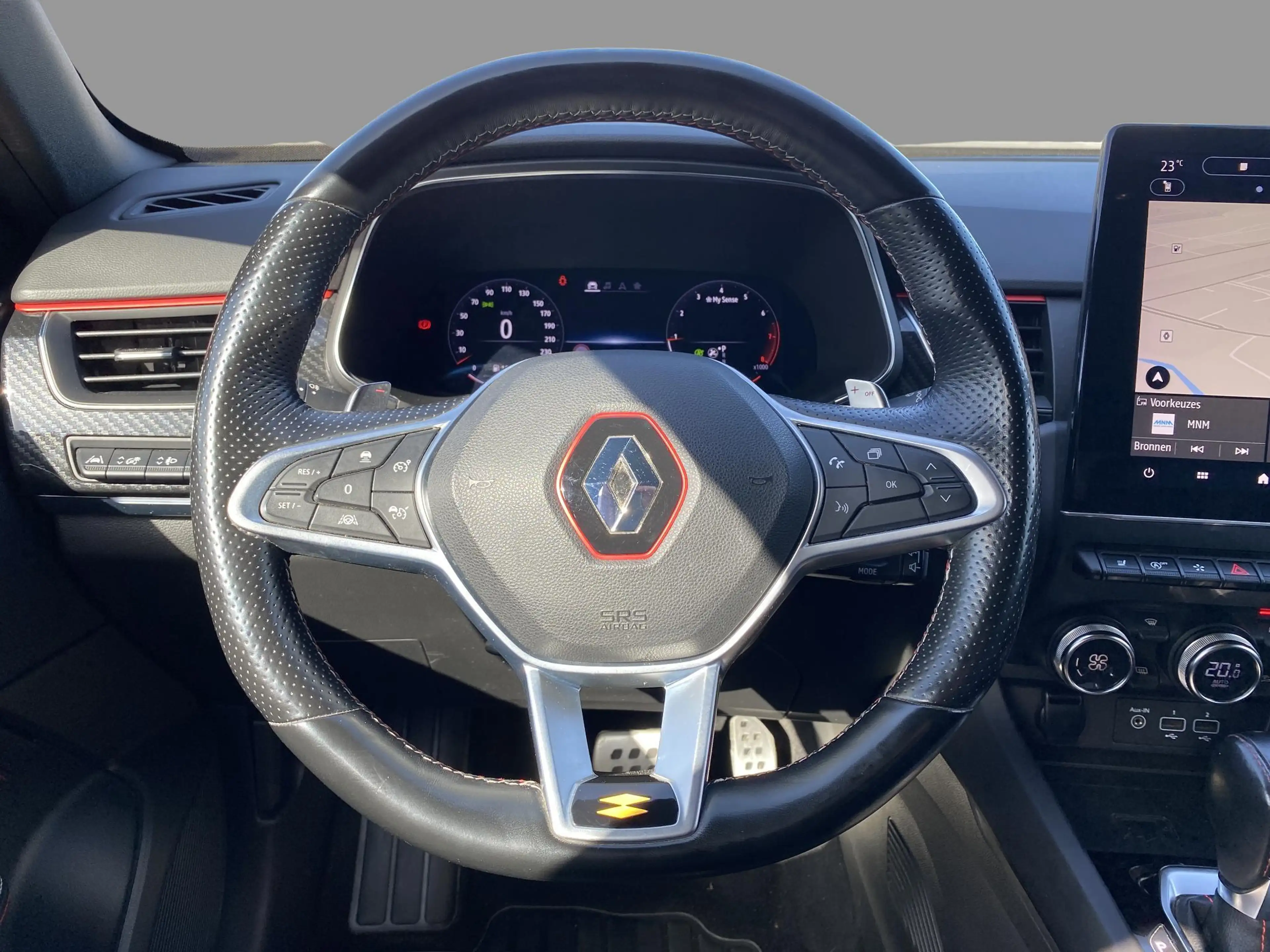 Renault Arkana R.S.Line TCe 160 EDC — photo 12