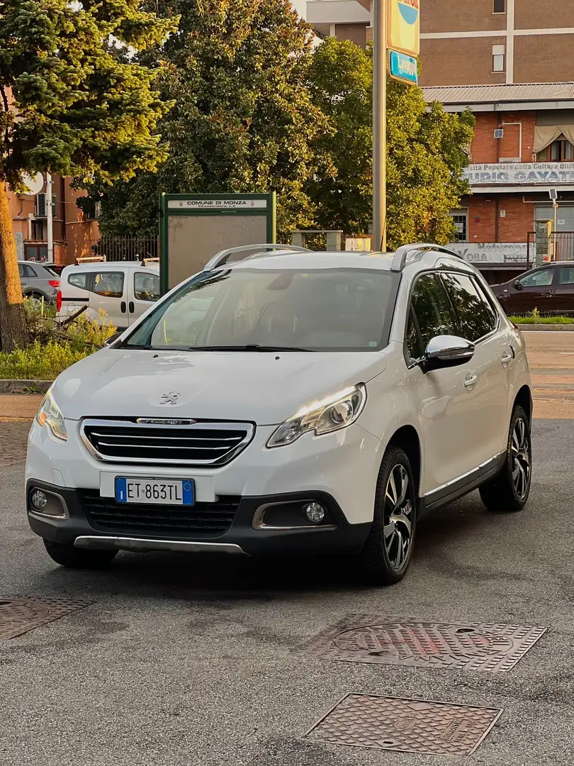 Peugeot 2008 1.6 e-hdi 8v Feline s&s 115cv - 1