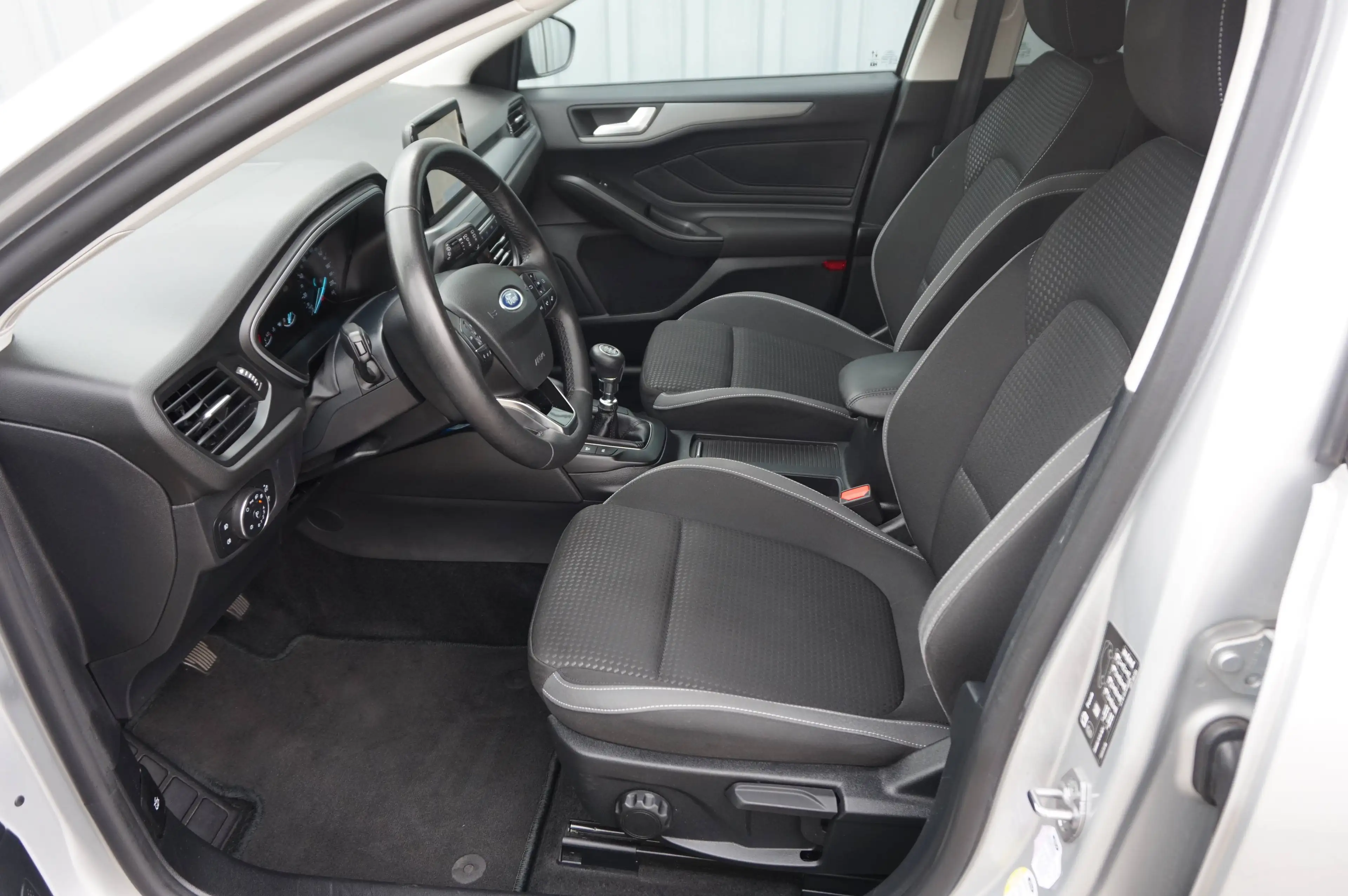 Ford Focus Turnier 1,5 TDCI Cool & Co. Top gepf. 1-Hand Kundendienst gepflegt — photo 7