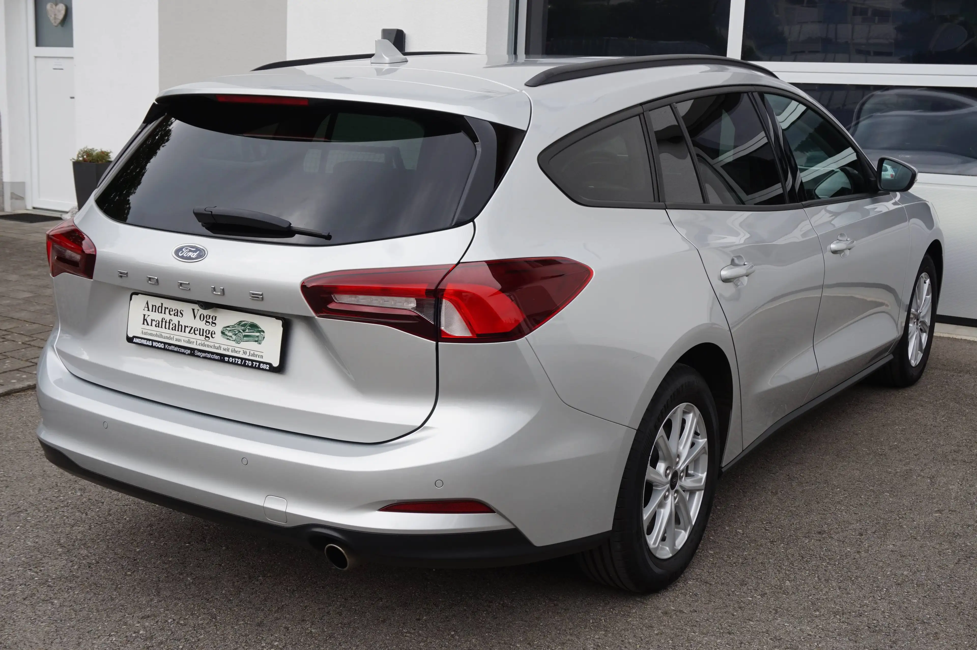 Ford Focus Turnier 1,5 TDCI Cool & Co. Top gepf. 1-Hand Kundendienst gepflegt — photo 6