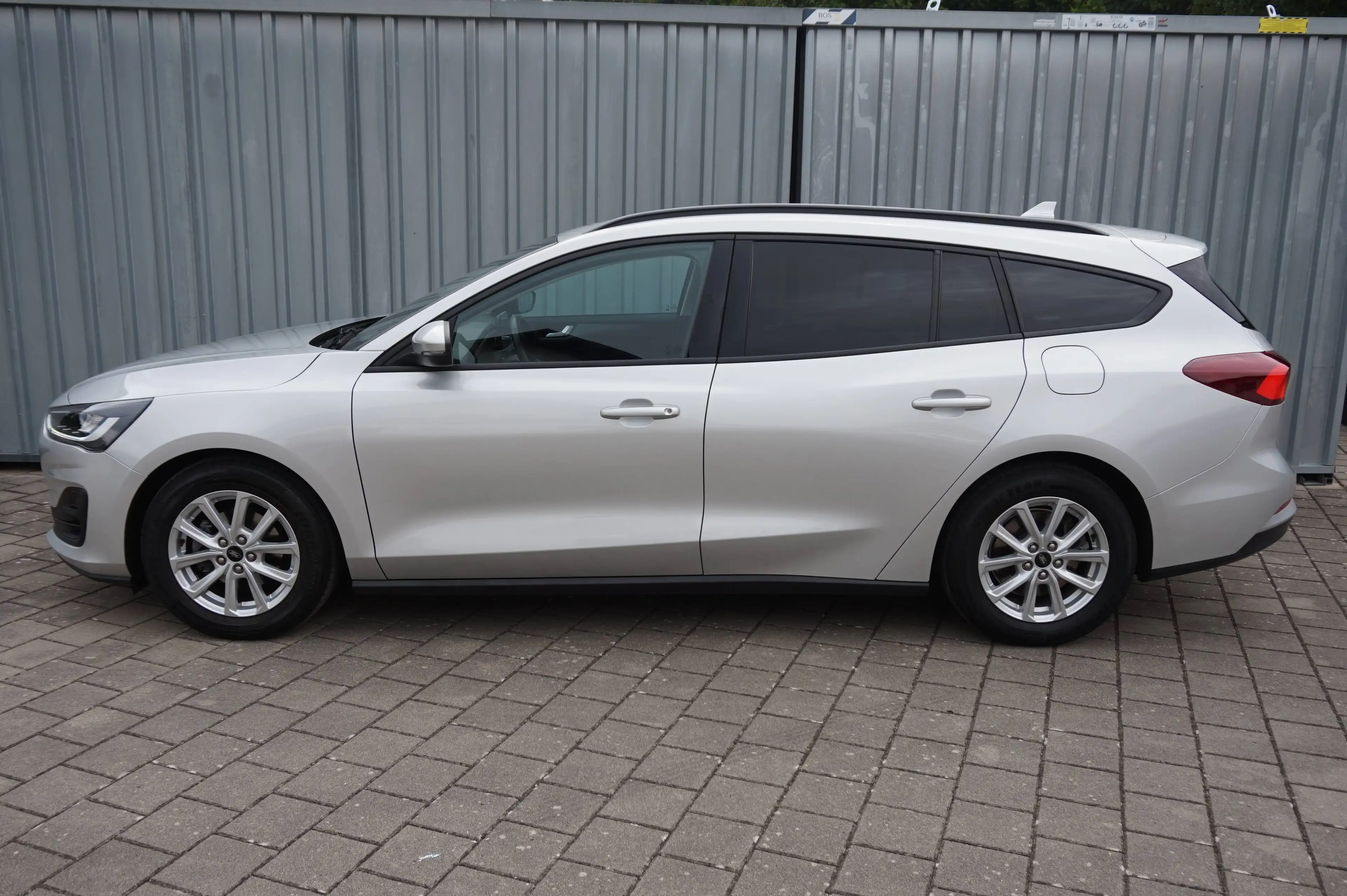 Ford Focus Turnier 1,5 TDCI Cool & Co. Top gepf. 1-Hand Kundendienst gepflegt — photo 15