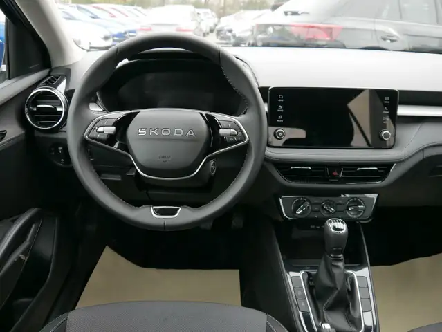 Skoda Fabia view 11