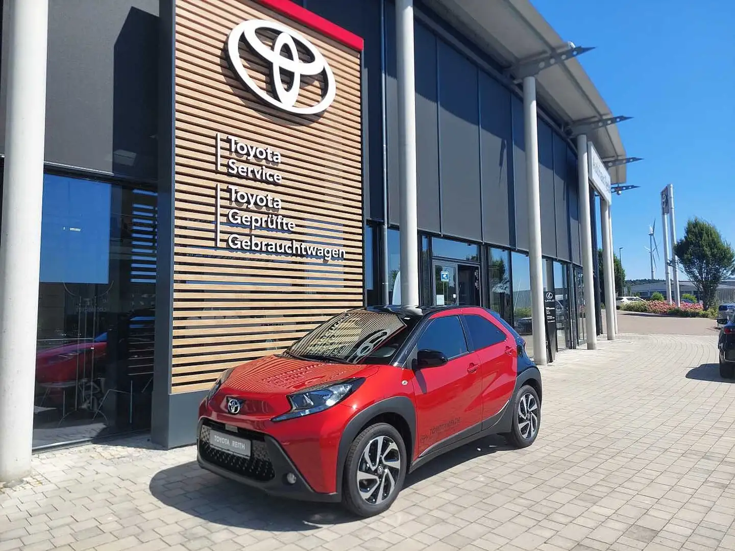 Toyota Aygo X Teamplayer CVT Roşu - 2