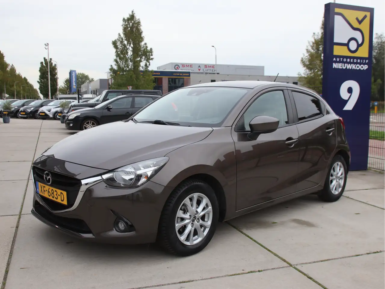 Mazda 2