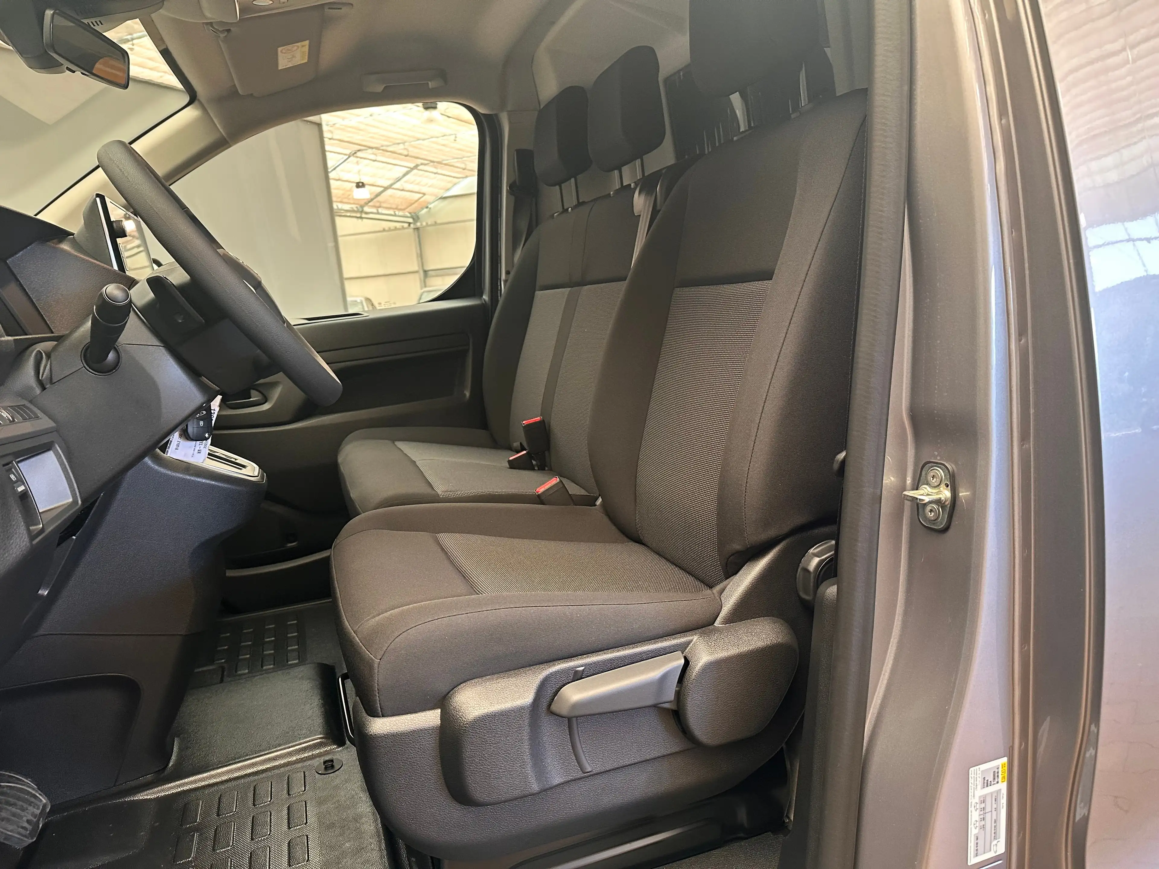 Opel Vivaro-e Electric L2 75 kWh | 11 kW lader | Apple Carplay/A — photo 4
