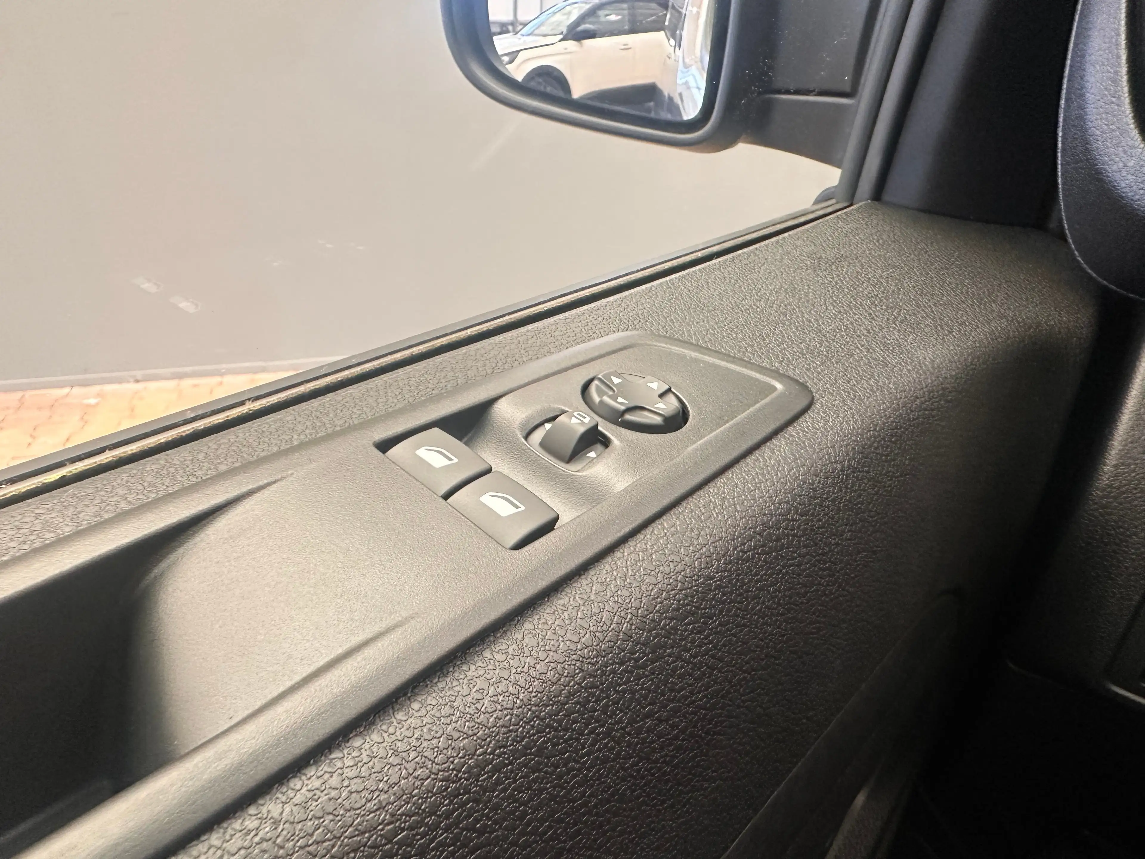 Opel Vivaro-e Electric L2 75 kWh | 11 kW lader | Apple Carplay/A — photo 19