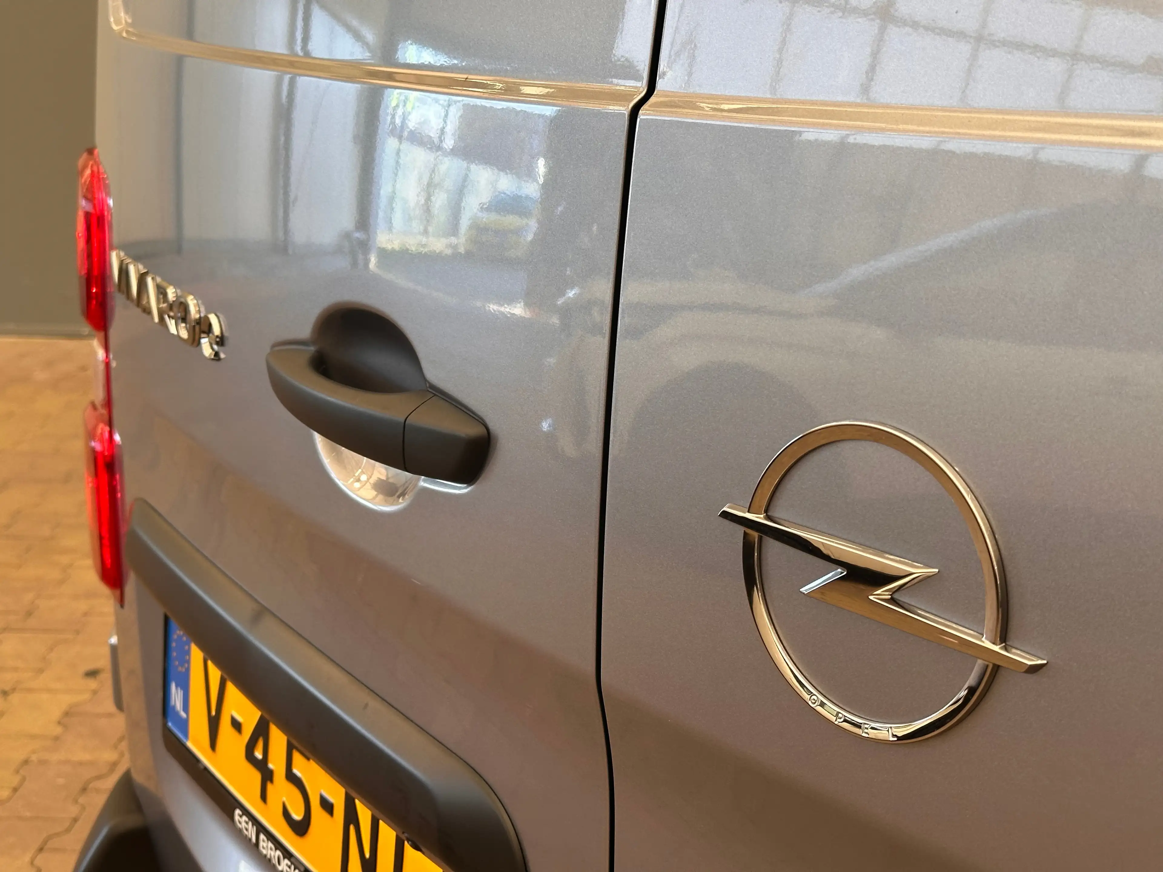 Opel Vivaro-e Electric L2 75 kWh | 11 kW lader | Apple Carplay/A — photo 15