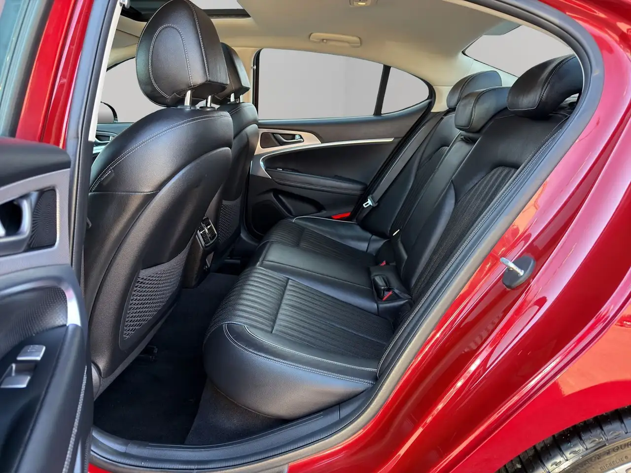 Genesis G70 снимка Genesis G70