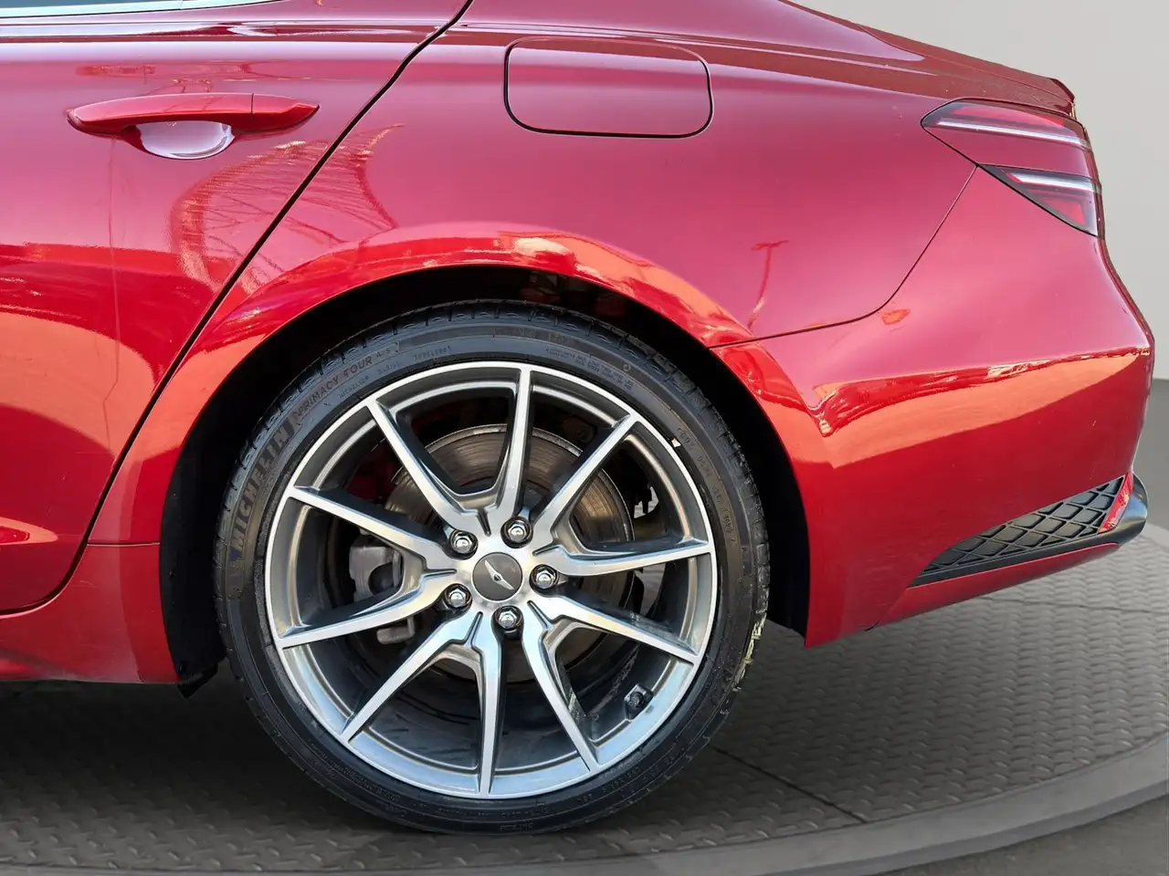Genesis G70 снимка Genesis G70