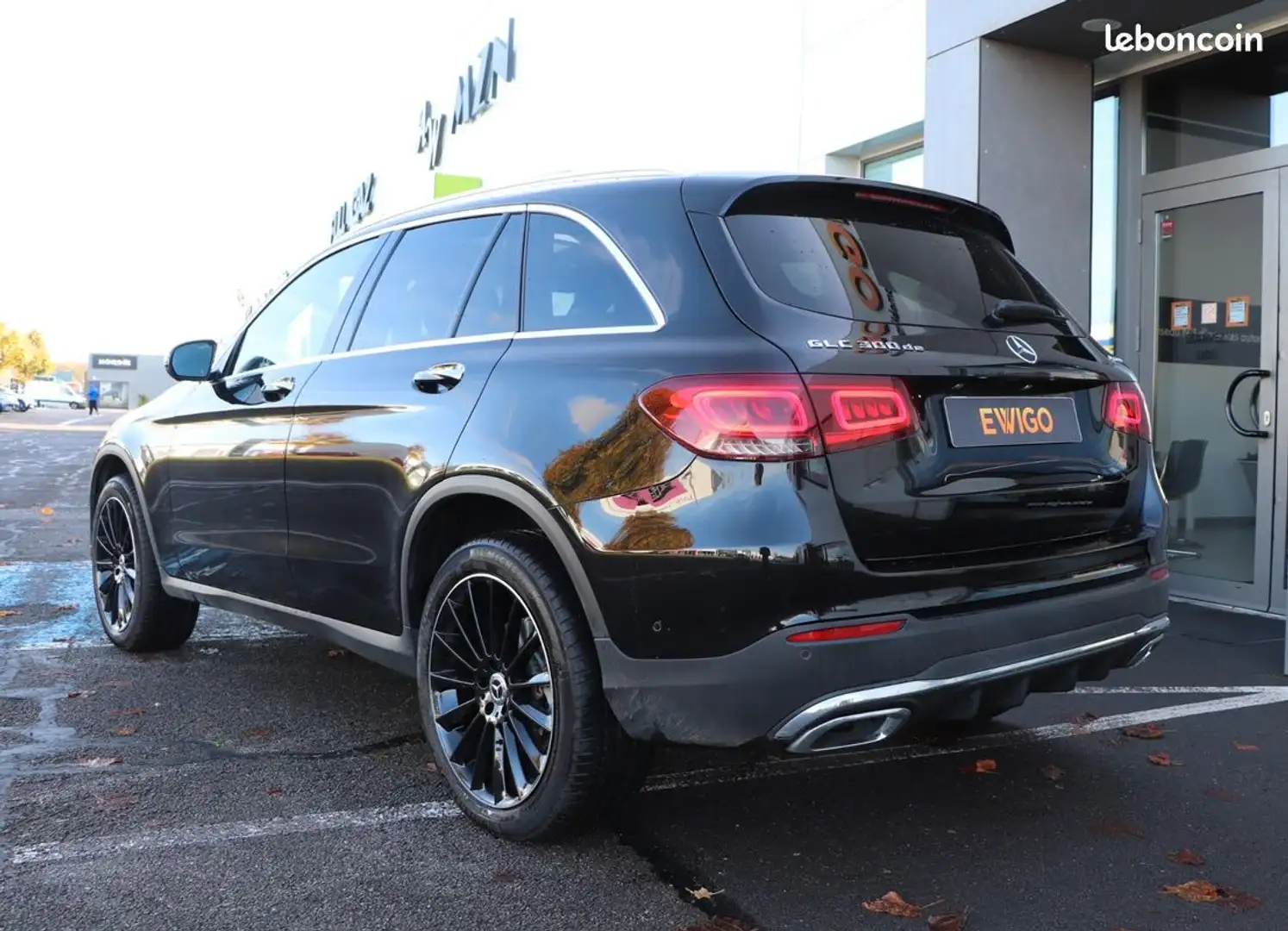 Mercedes-Benz GLC 300 Classe 300de hybrid amg-line 4matic 9g-tronic bva toit ouvrant virtual cockpit Noir - 2
