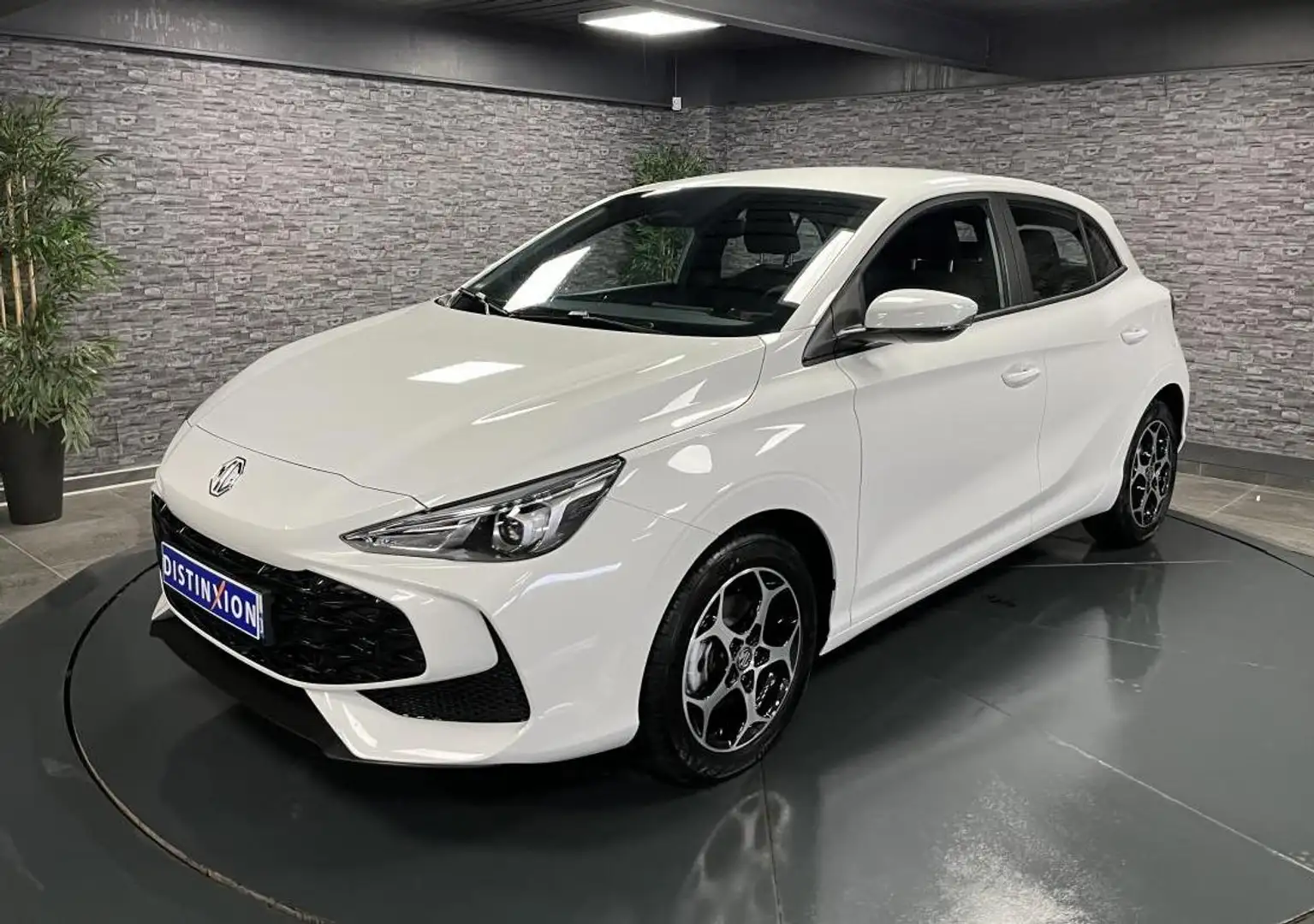 MG MG3 1.5 Hybrid+ 195 Comfort Blanc - 1