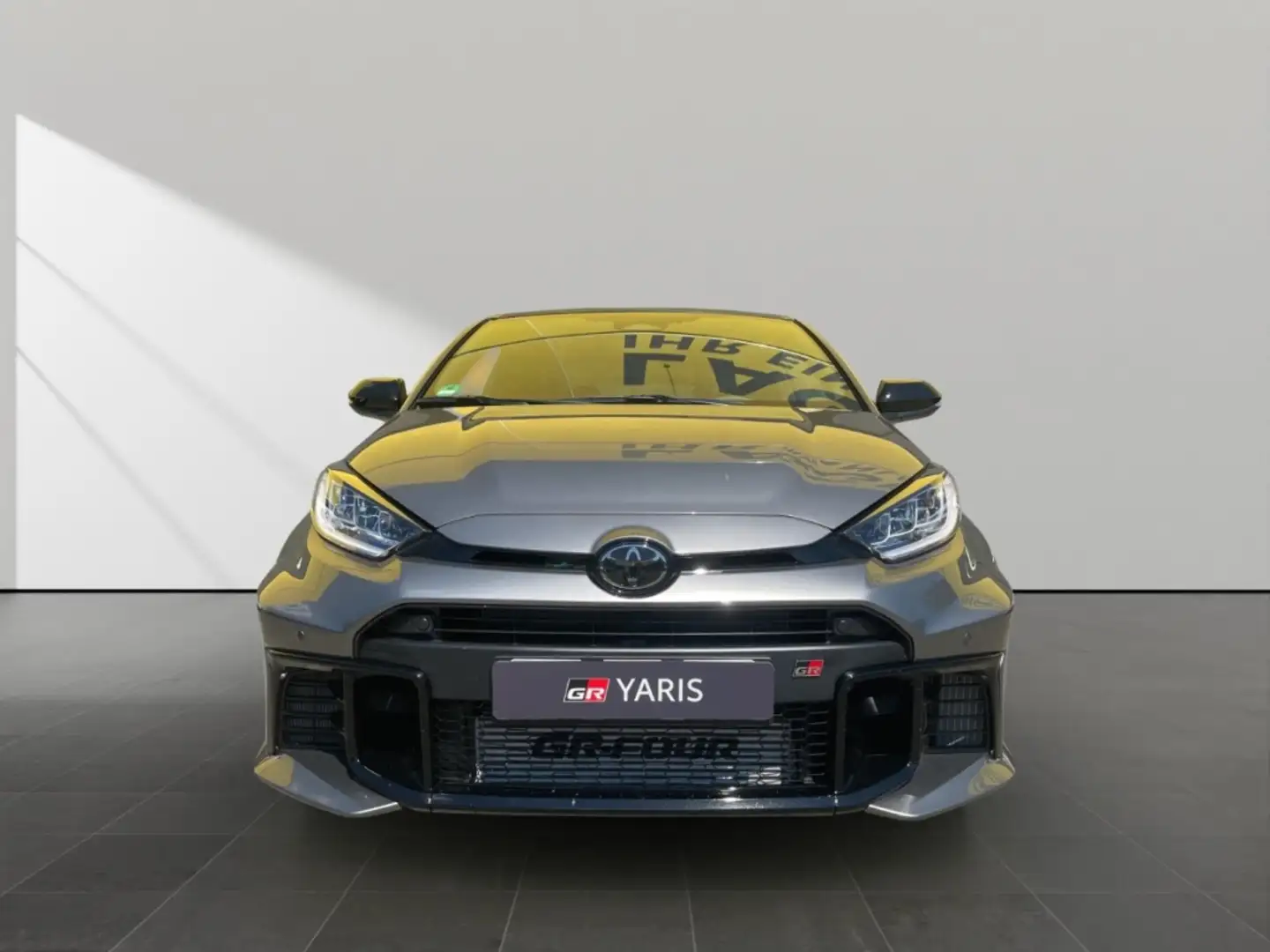 Toyota Yaris 1.6 GR Turbo*Convenience Paket*Automatik* Gris - 2