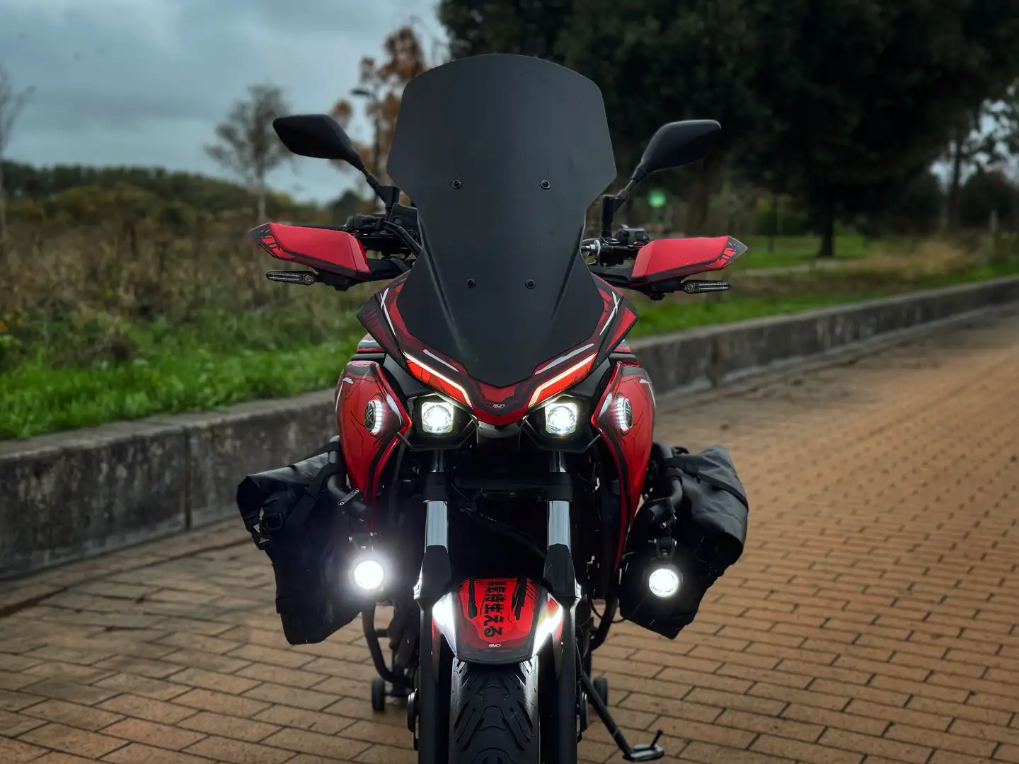 Yamaha Tracer 7 Sportieve En Luxe Uitvoering Rood - 2