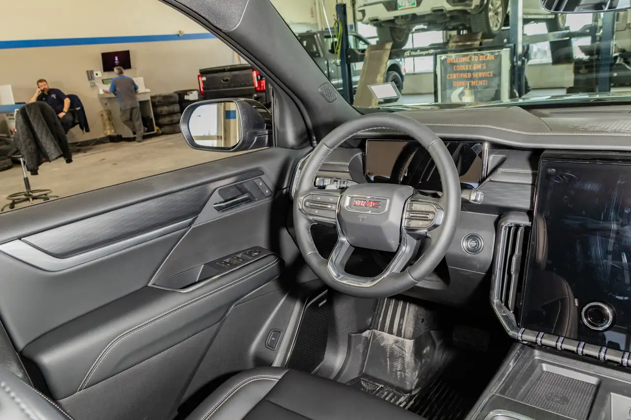 GMC Acadia снимка GMC Acadia