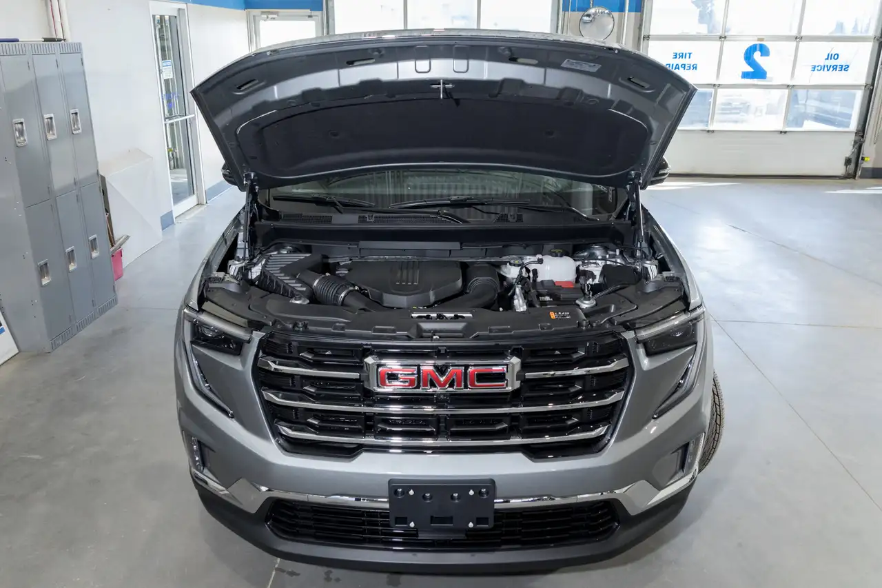 GMC Acadia снимка GMC Acadia