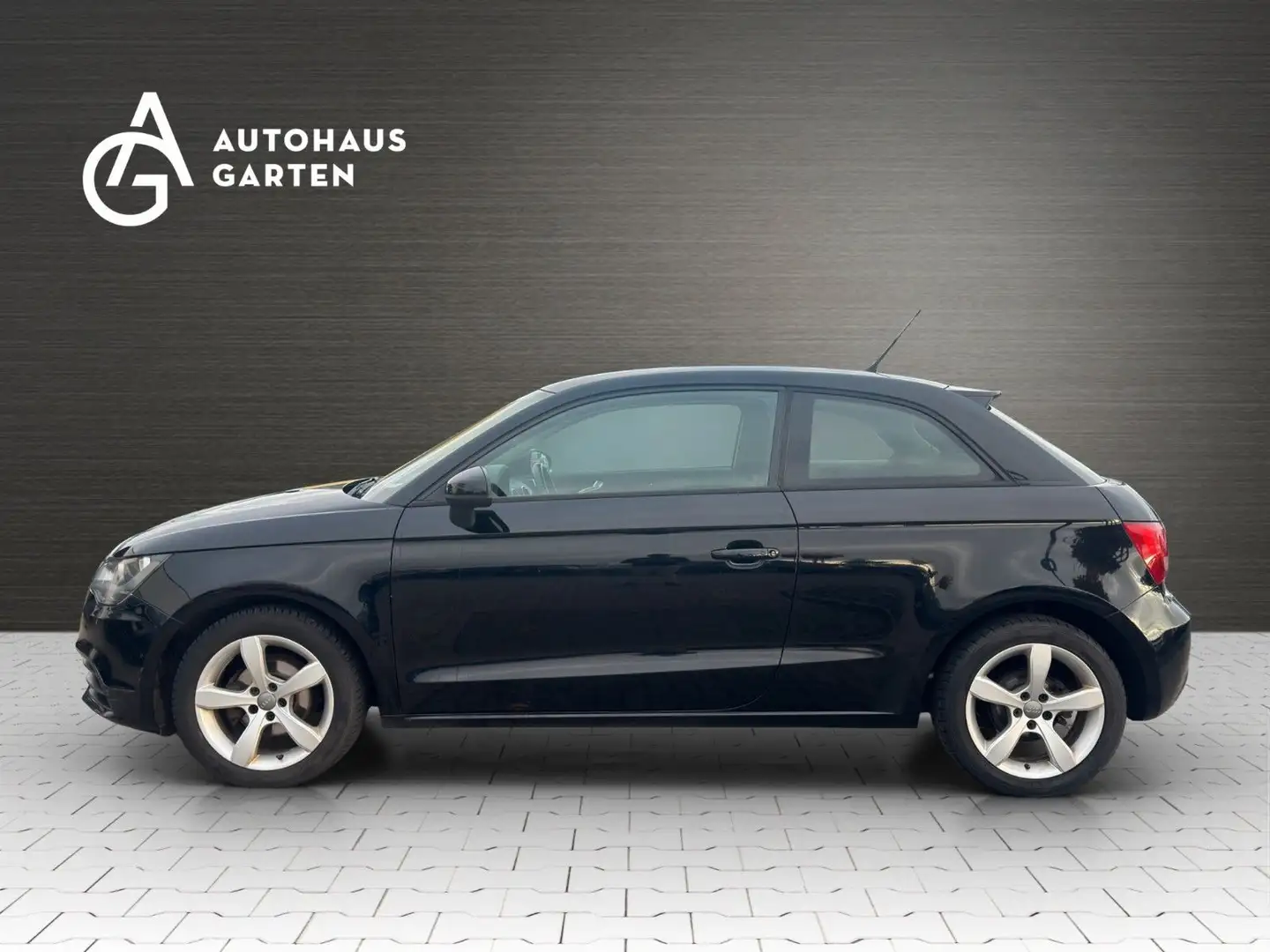 Audi A1 attraction Klima/SHZ/Navi/Alu/Scheckheft Noir - 2