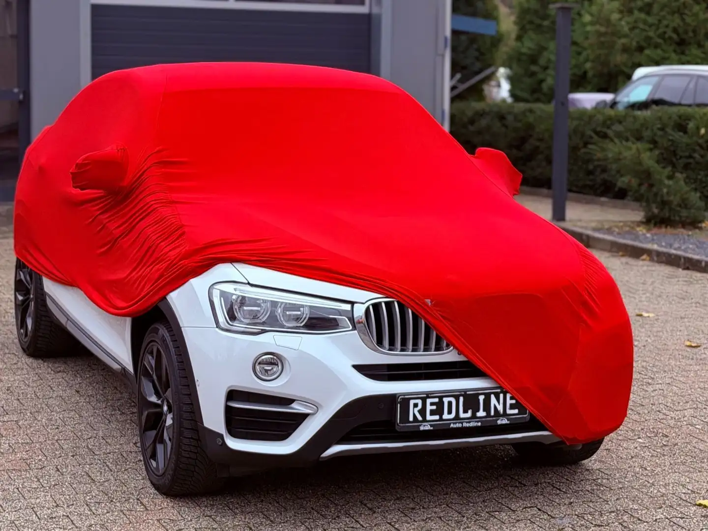 BMW X4 xDrive 35 d /// M-Sport Paket /// 1 Hand /// Weiß - 1