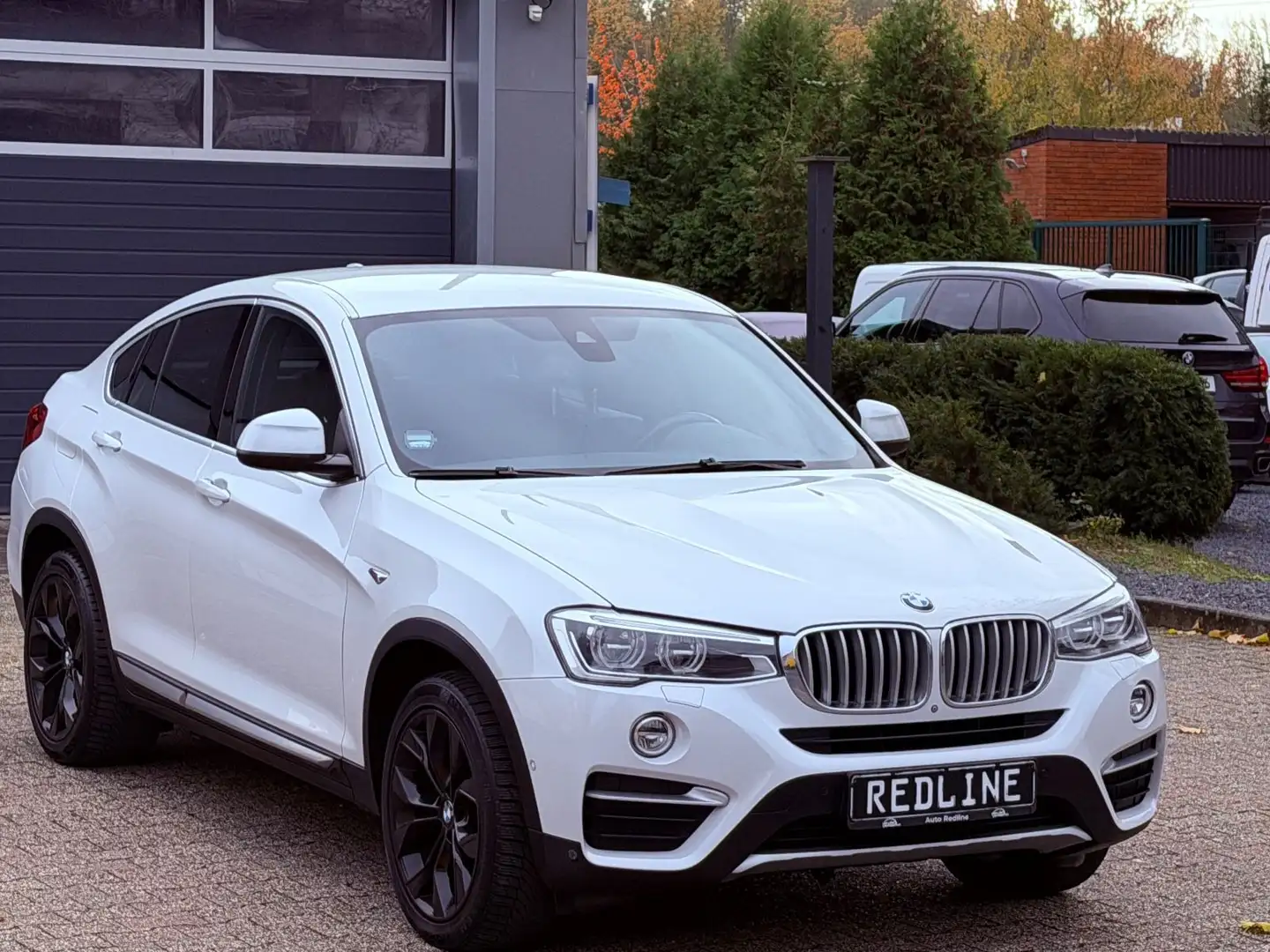 BMW X4 xDrive 35 d /// M-Sport Paket /// 1 Hand /// Weiß - 2