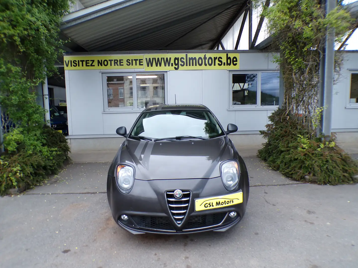 Alfa Romeo MiTo 1.3JTD 85cv 3 portes brun 09/14  Airco Bluetooth Brun - 1
