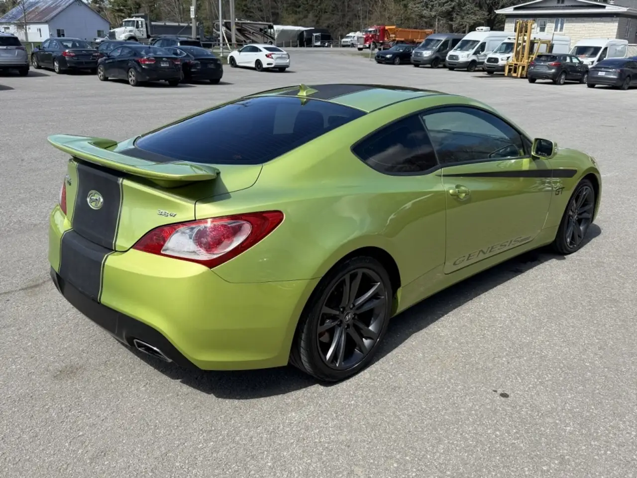 Hyundai Genesis Coupe снимка Hyundai Genesis Coupe