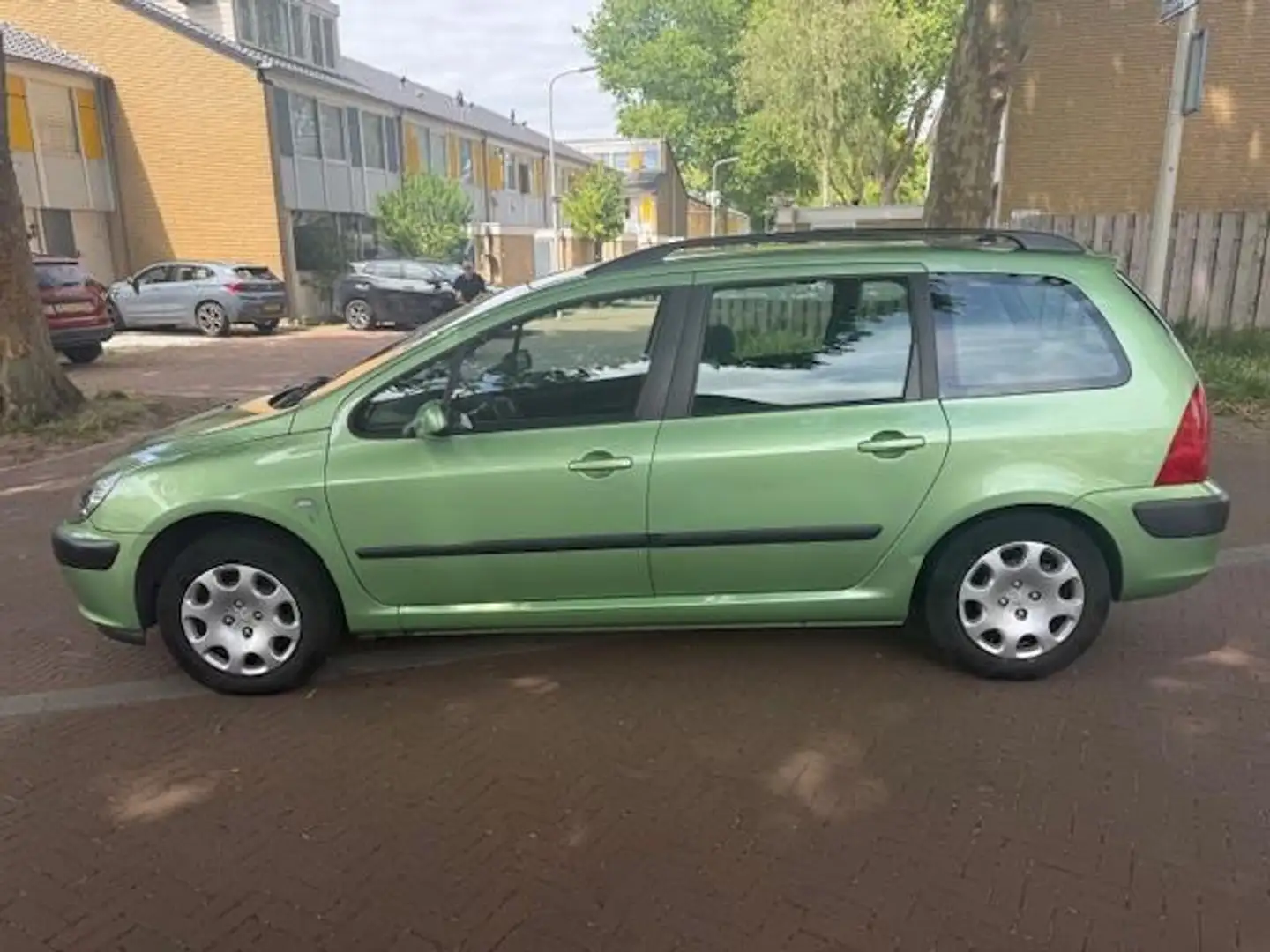 Peugeot 307 Break AUTOMAAT / Airco / 86.000 NAP / Leuke auto Vert - 2