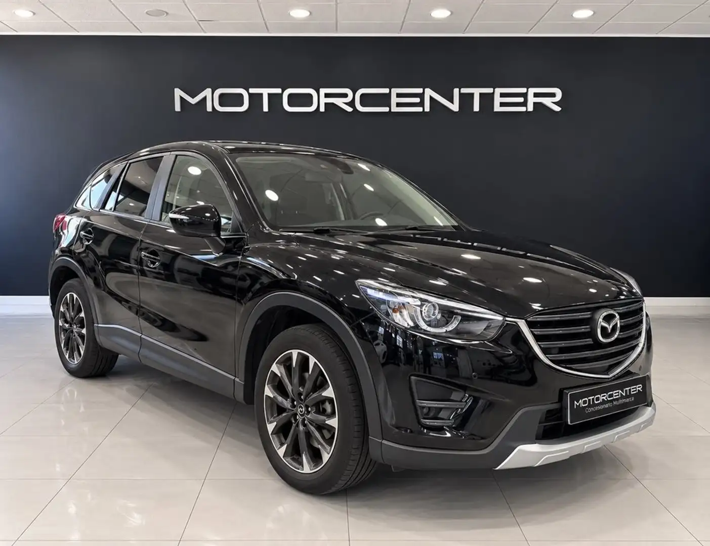 Mazda CX-5 2.2DE Luxury 4WD 175 Aut. Negro - 1