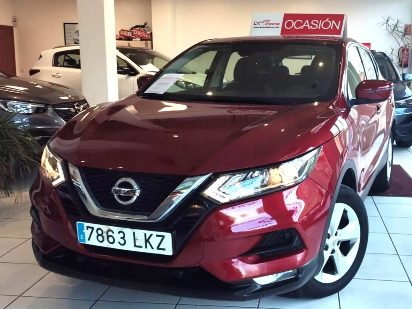Nissan Qashqai 1.5dCi N-Connecta 4x2 85kW Paars - 2