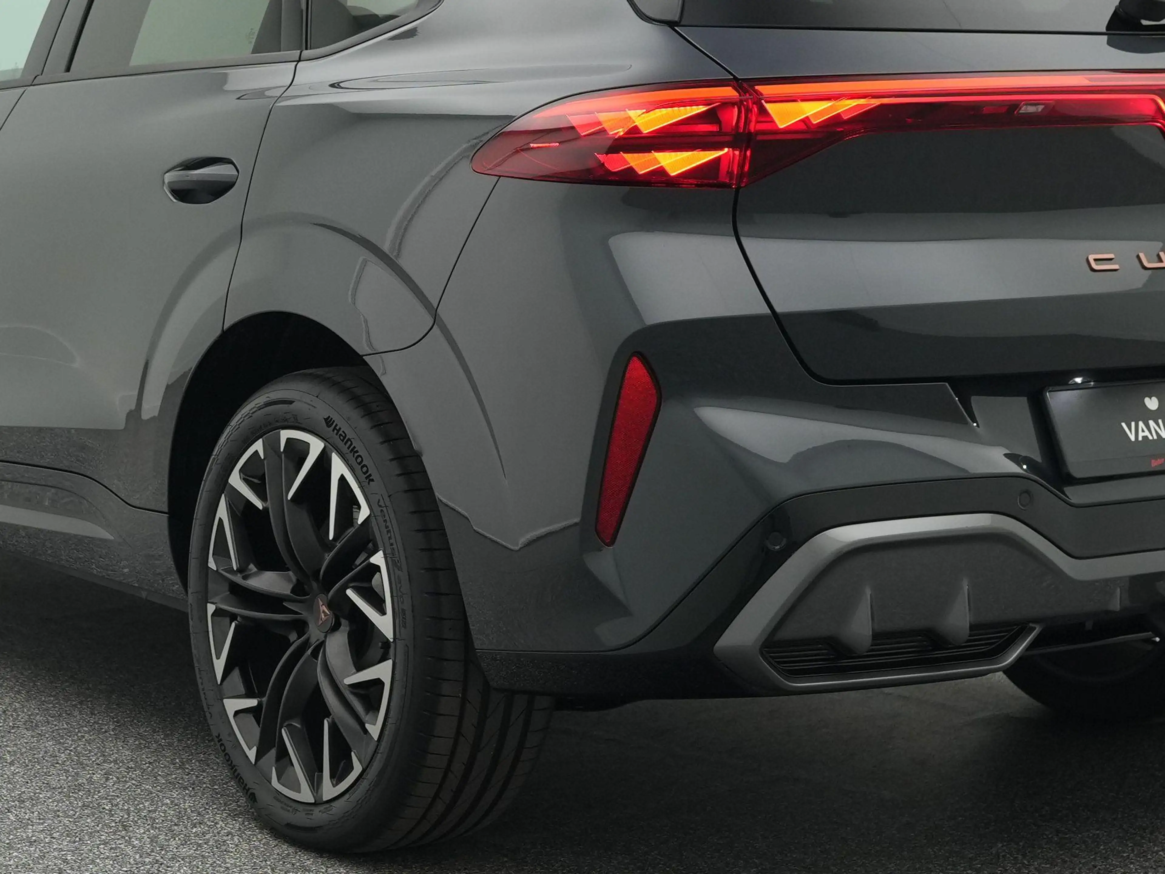 CUPRA Terramar 1.5 TSI e-Hybrid 272pk VZ Limited | Trekhaak | Pan — photo 15