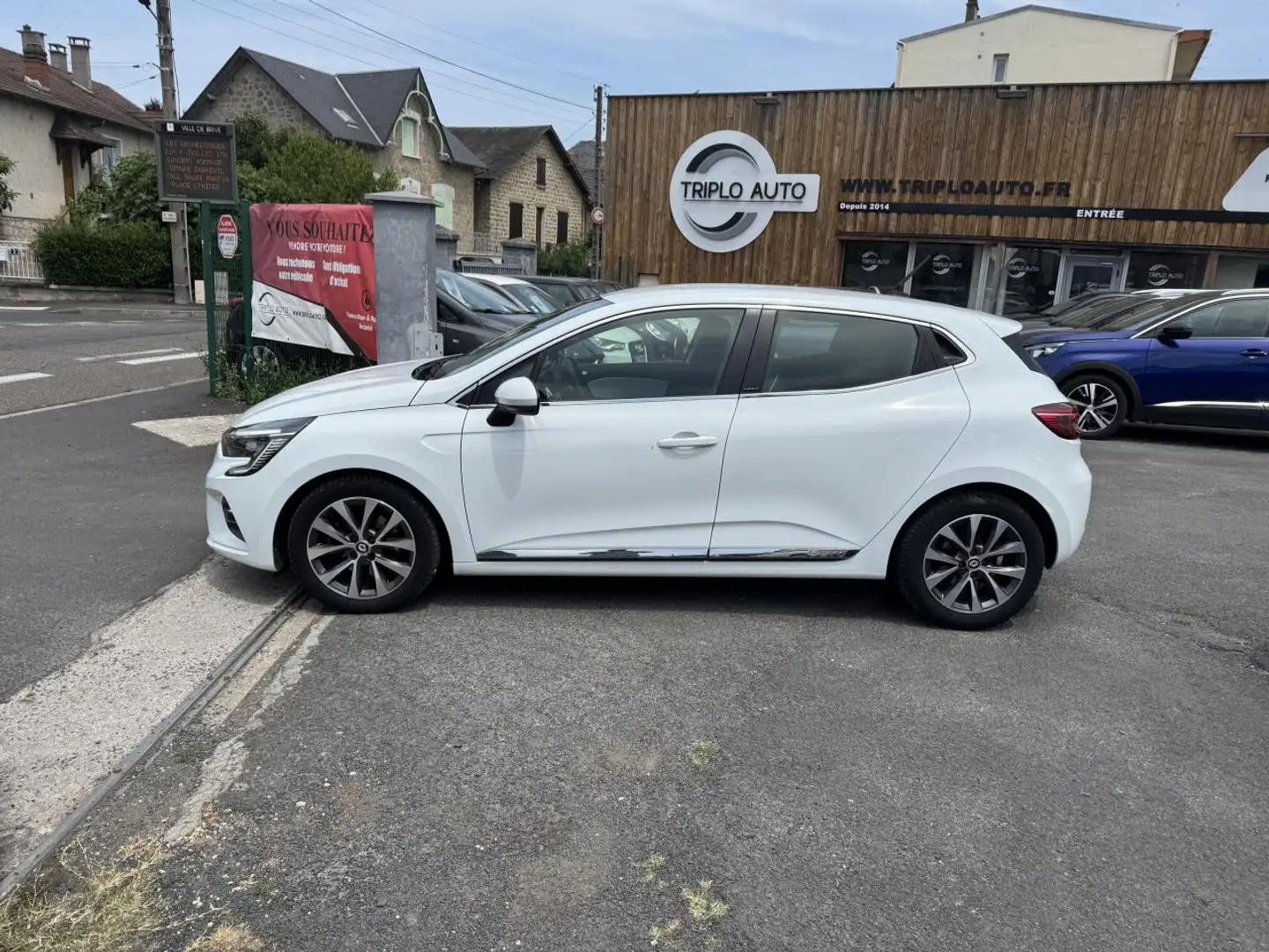 Renault Clio 1.6 E-Tech Hybride - 140 BVA multi-modes Intens Gp Blanc - 2
